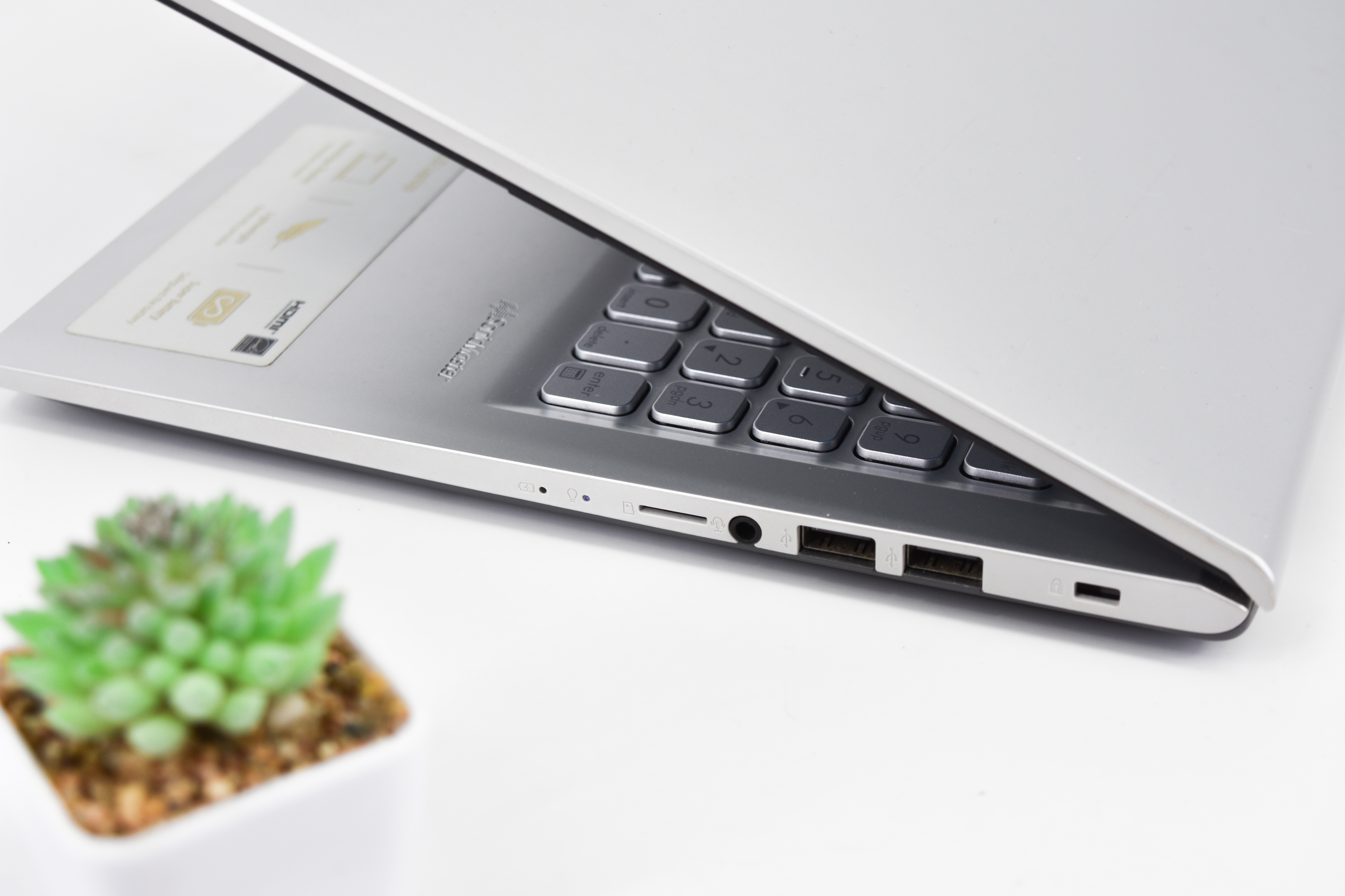 ASUS M515DA-EJ019TS (SILVER)