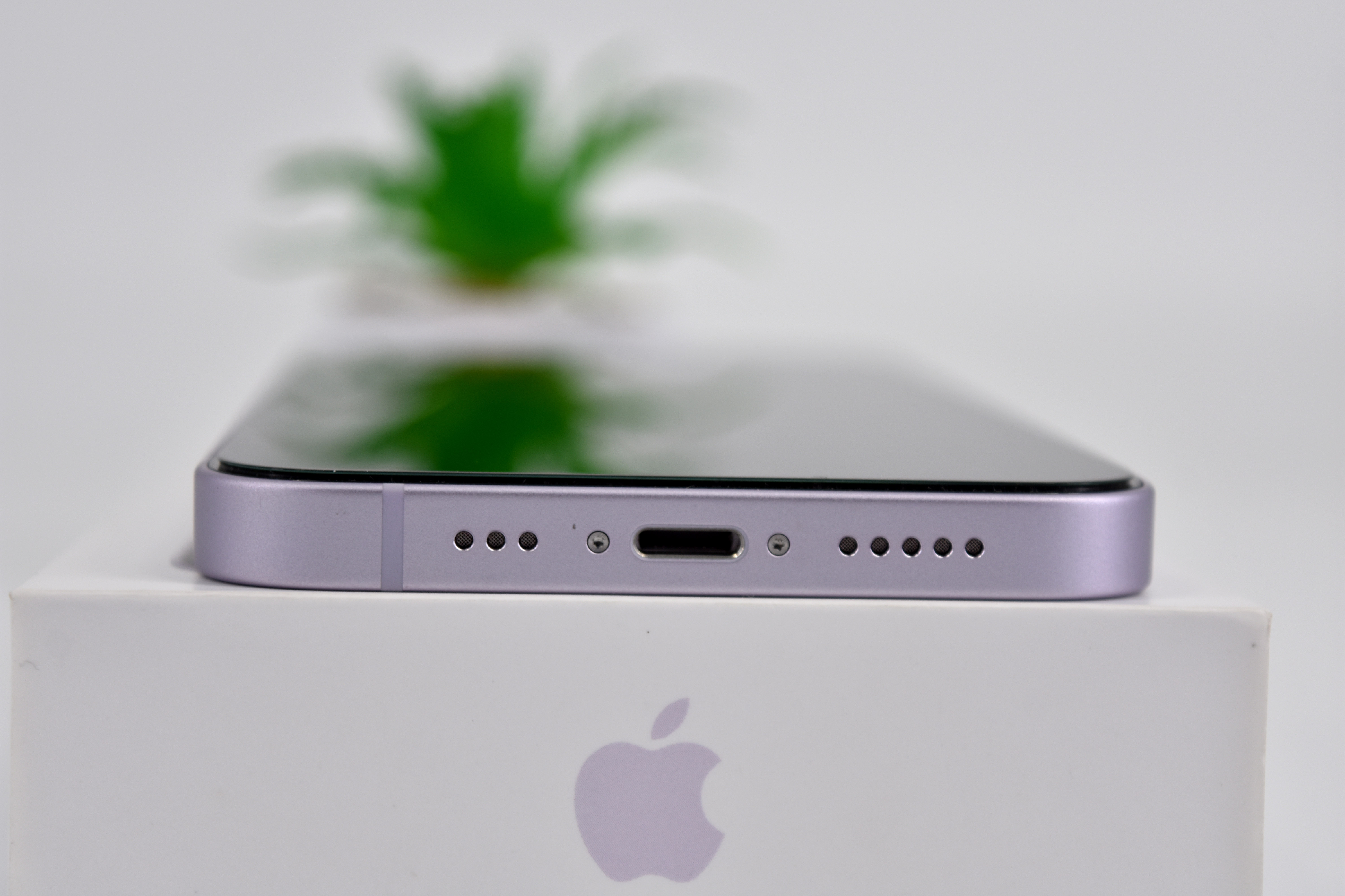 iPhone 14 128GB Purple