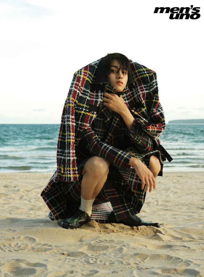 Pre - นิตยสาร Men's Uno DongSicheng วินวิน WINWIN 2024+โปสเตอร์ อฟช.