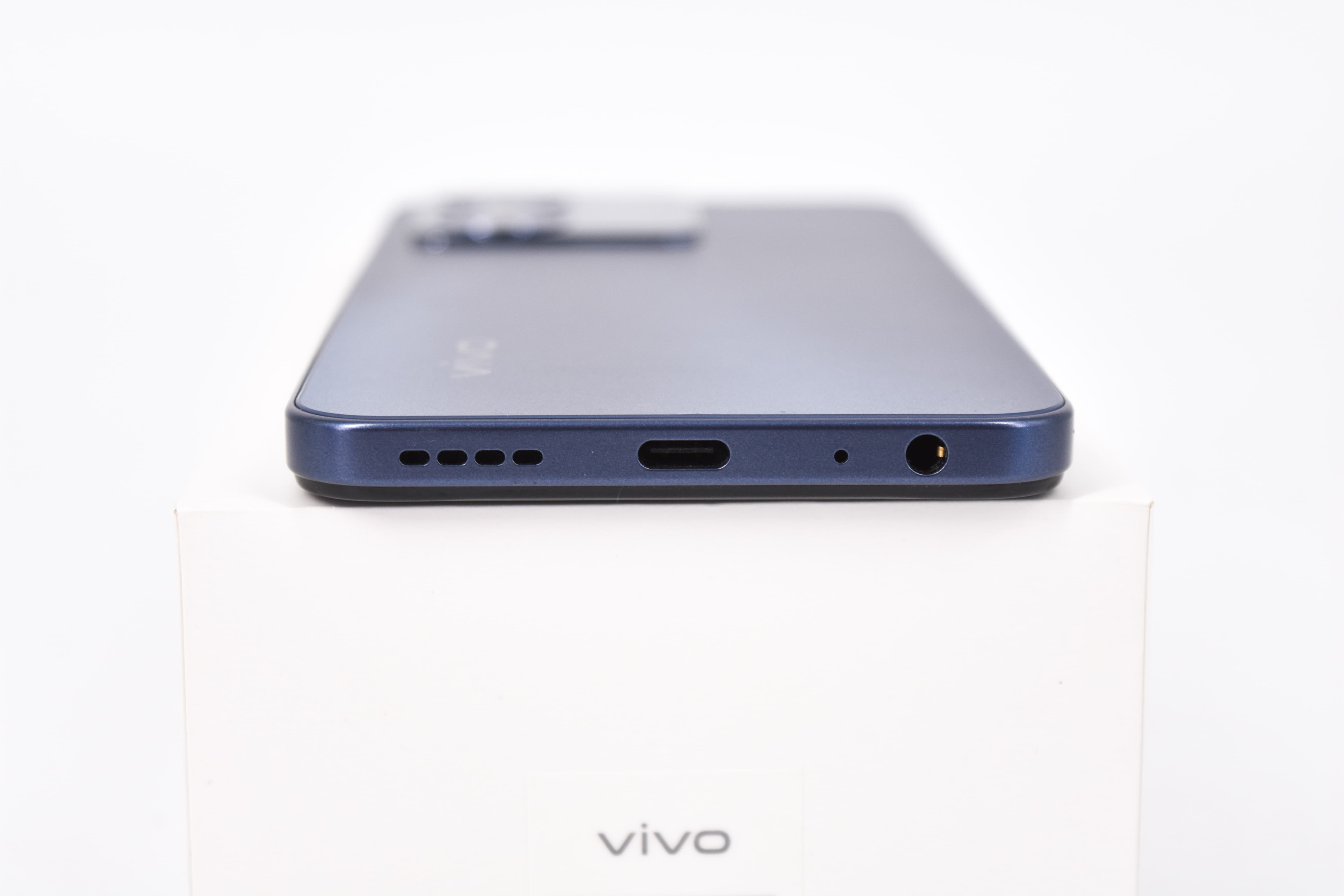 VIVO Y22s (6+128GB) สี Starlit Blue