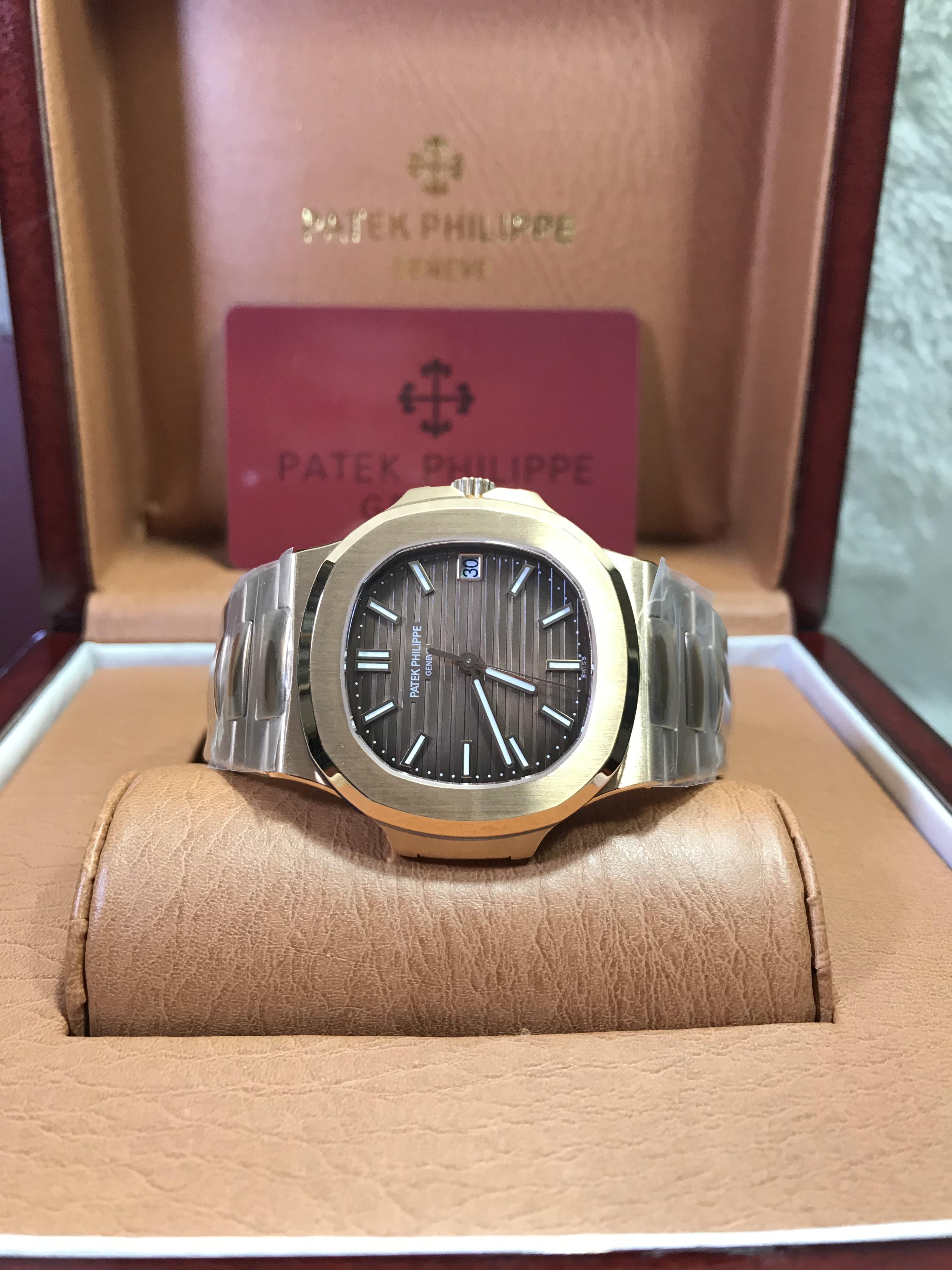 Patek Philippe 5711/1R-001 (Swiss PF)