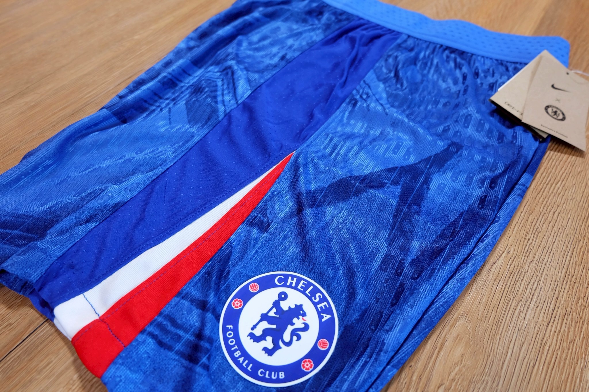 กางเกงฟุตบอลสโมสร ทีมเชลซี Player Edition เกรดแฟนบอล 2025