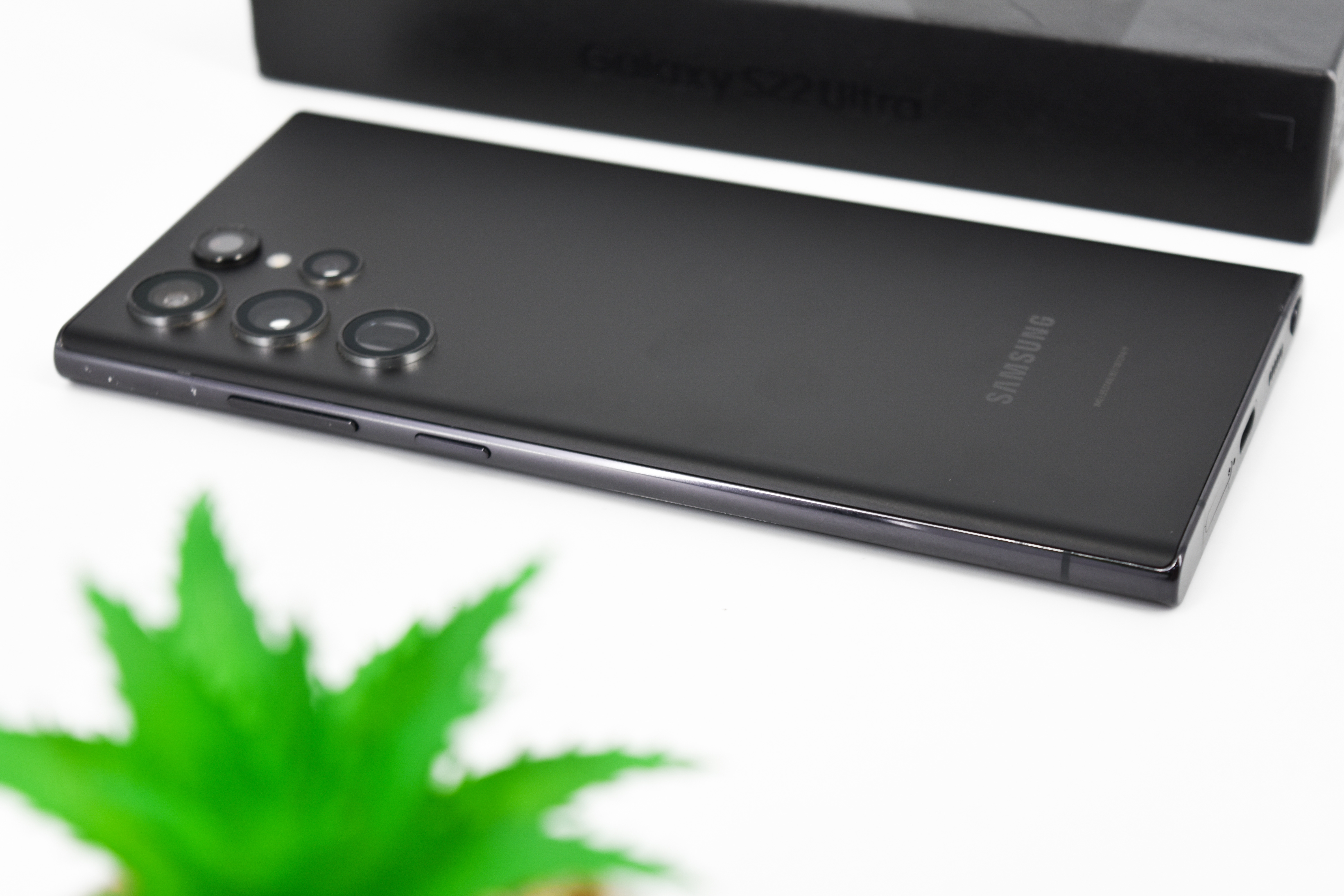 Samsung Galaxy S22 Ultra (8+128) สี Phantom Black (5G)