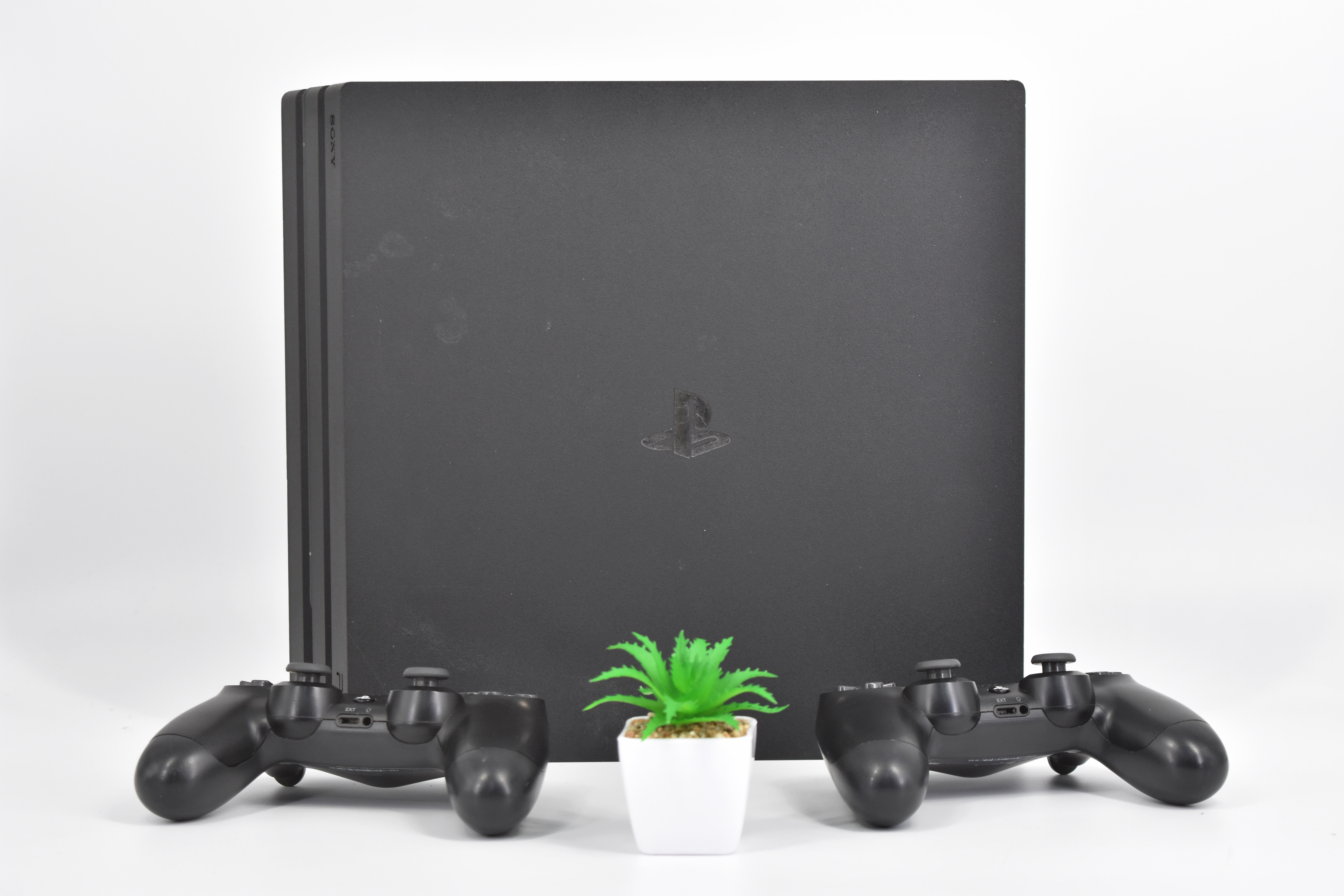 PS4 PRO 1 TB 4K HDR