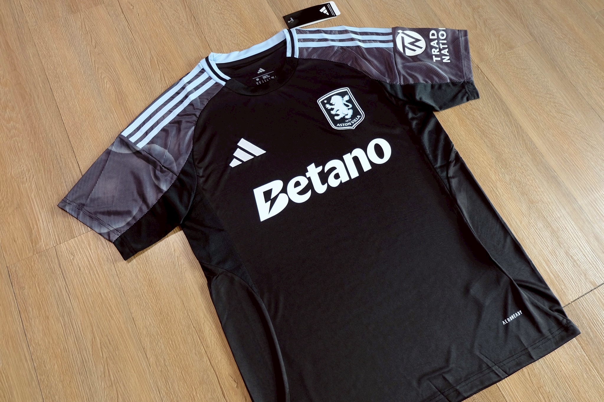 มาใหม่เสื้อฟุตบอล เเอสตัน วิลล่า สีดำ Fans Edition เกรดแฟนบอล 2025