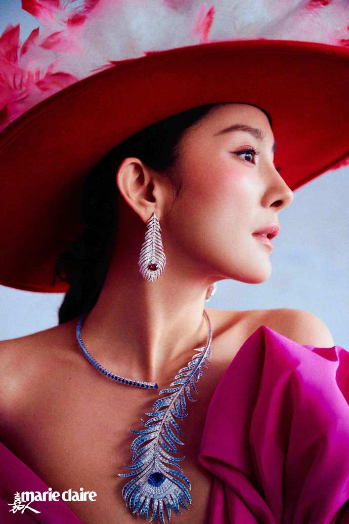 Pre - นิตยสาร marie claire หยางมี่ YangMi 2024
