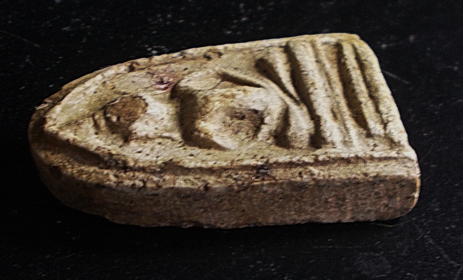 พระกรุวัดเงิน คลองเตย พิมพ์ซุ้มกอ