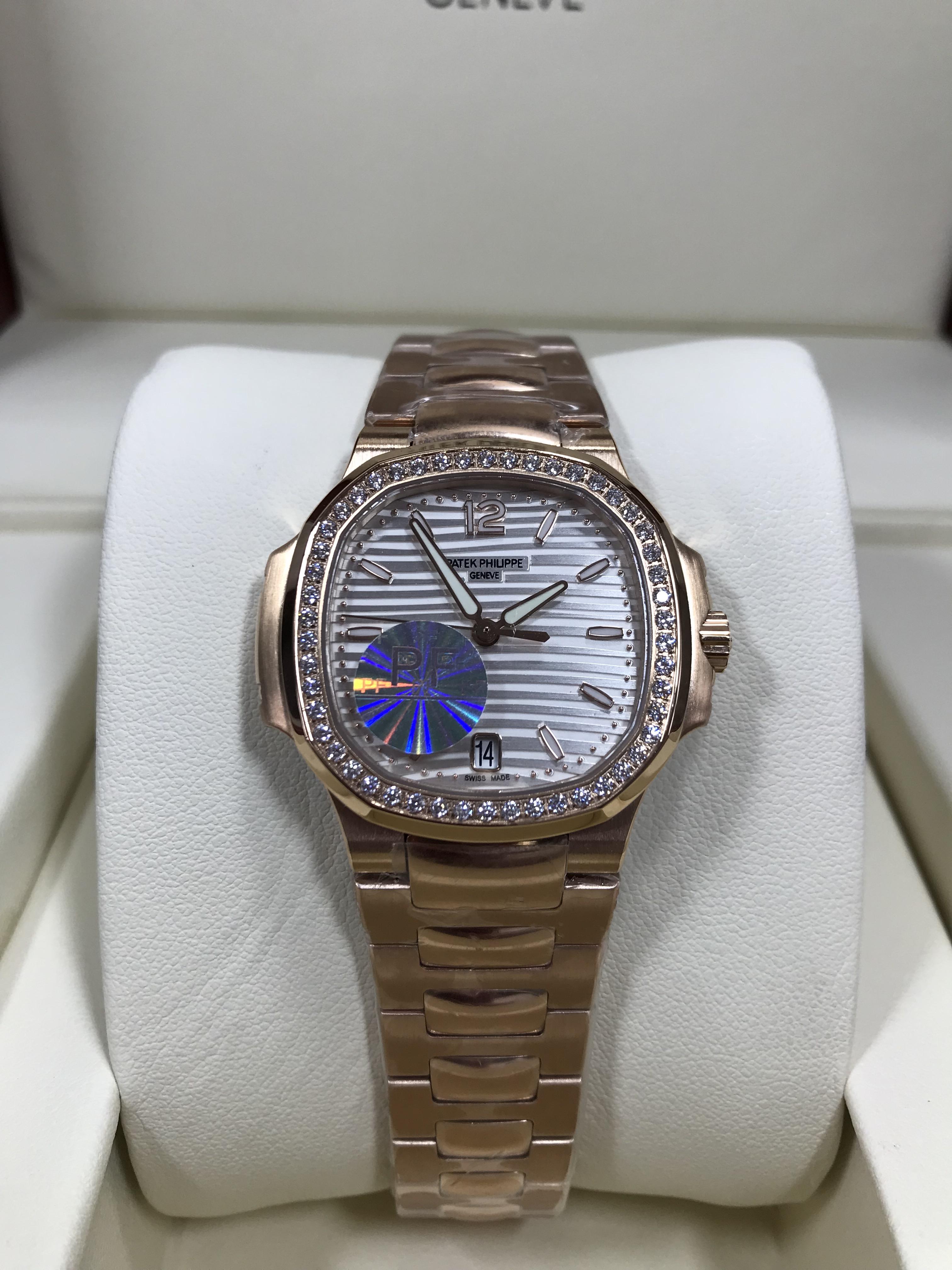 Patek Philippe 7118/1200R-001