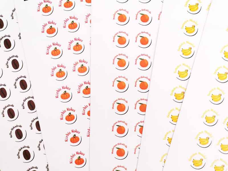 สติ๊กเกอร์ ฉลากสินค้า PVC ใส พิมพ์ขาว