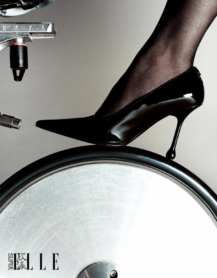 Pre - นิตยสาร SuperELLE LiQin หลี่ชิ่น 2025