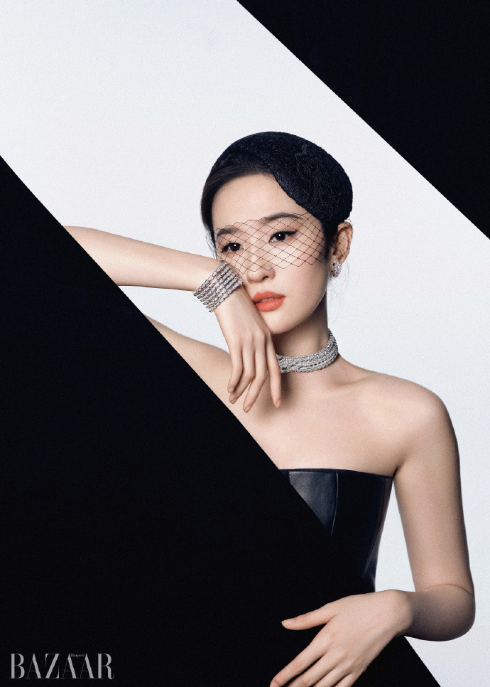 Pre - นิตยสาร Harper’s Bazaar หลิวอี้เฟย 刘亦菲 LiuYifei 2024