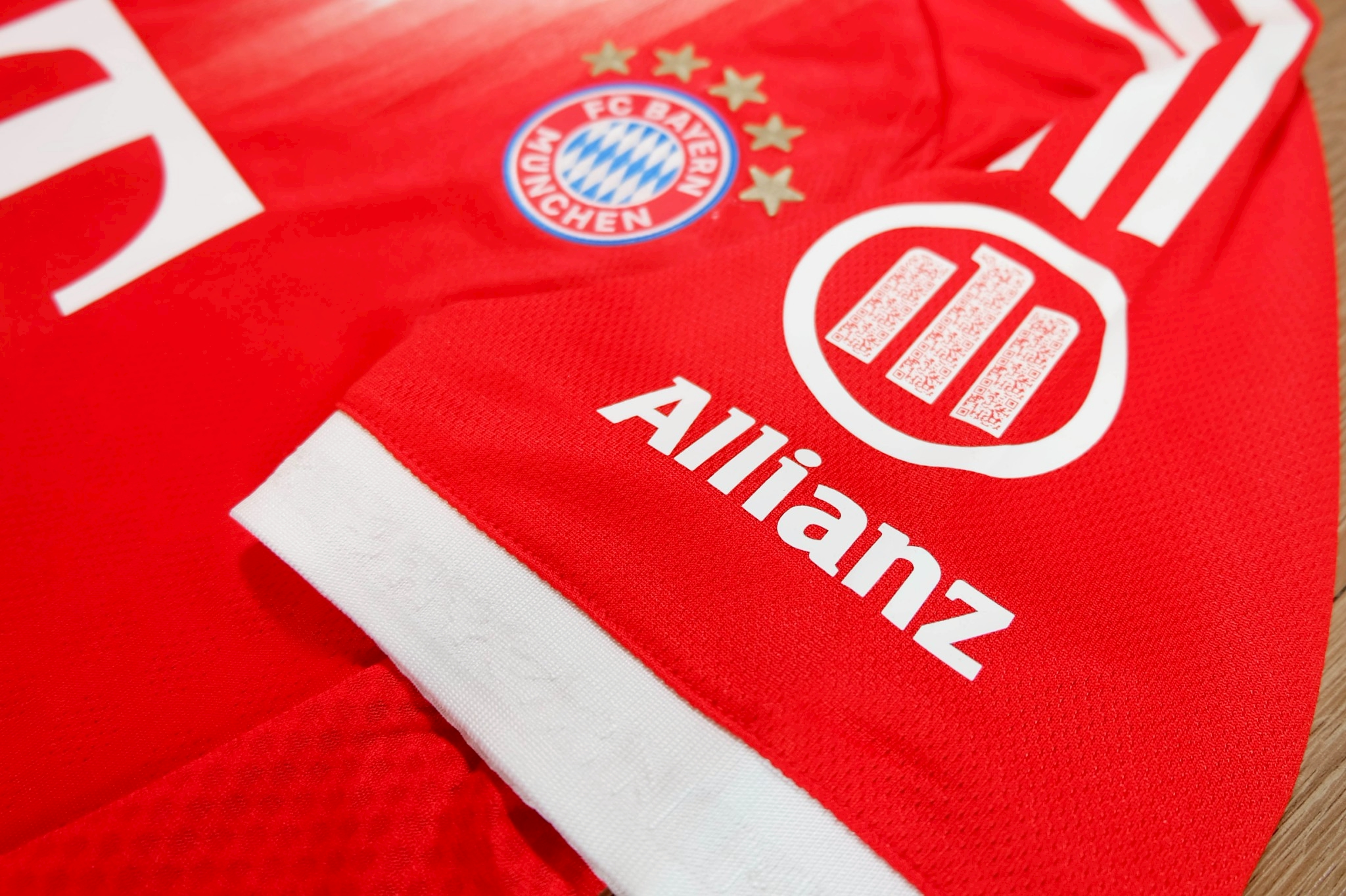 เสื้อฟุตบอลบาเยิน เหย้า สีแดง Player Edition เกรดนักเตะ 2025