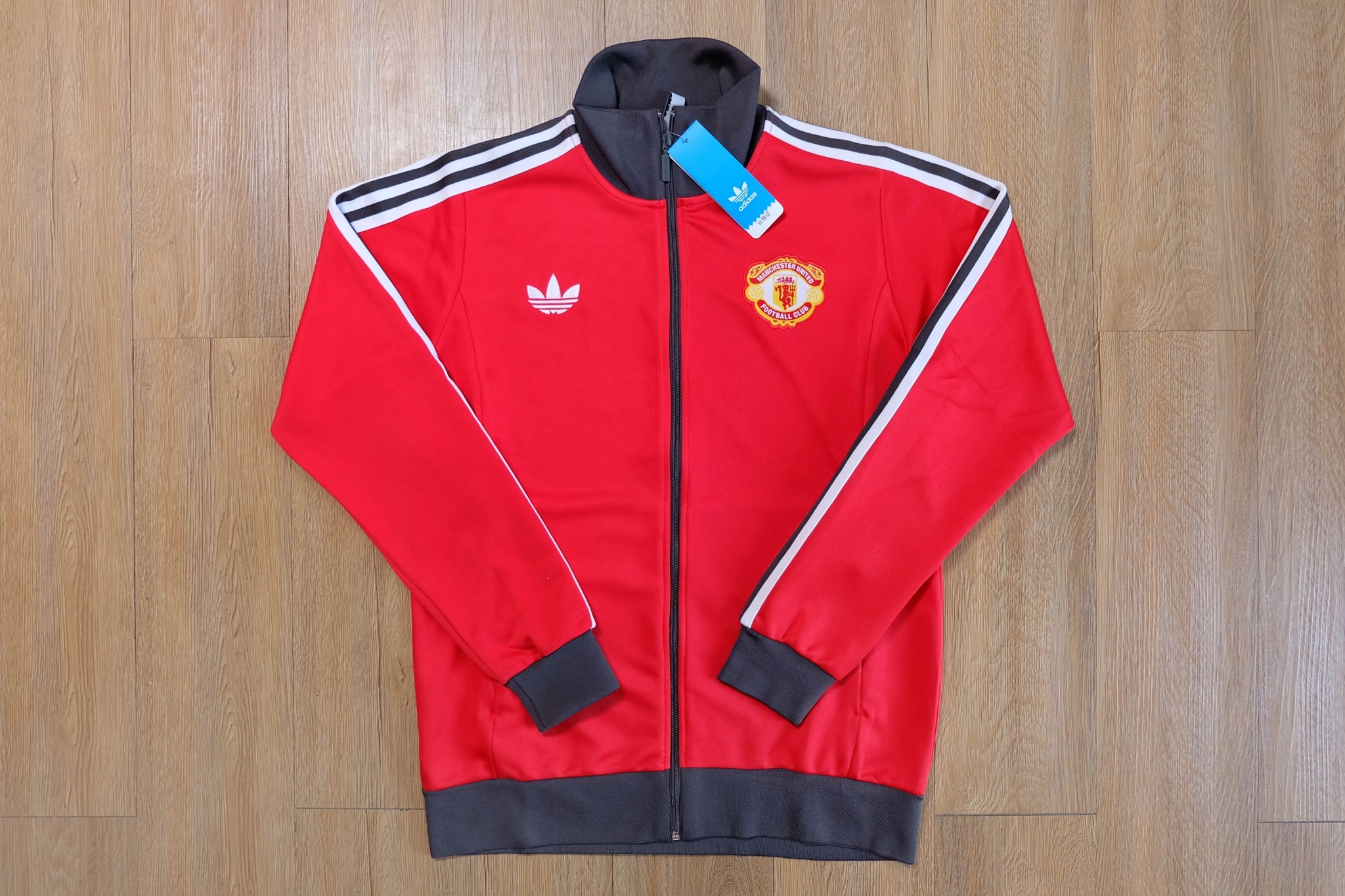เสื้อวอร์ม + เเจ๊คเก๊ต เเมนยูแขนยาว สีดำ เกรดแฟนบอล 2026