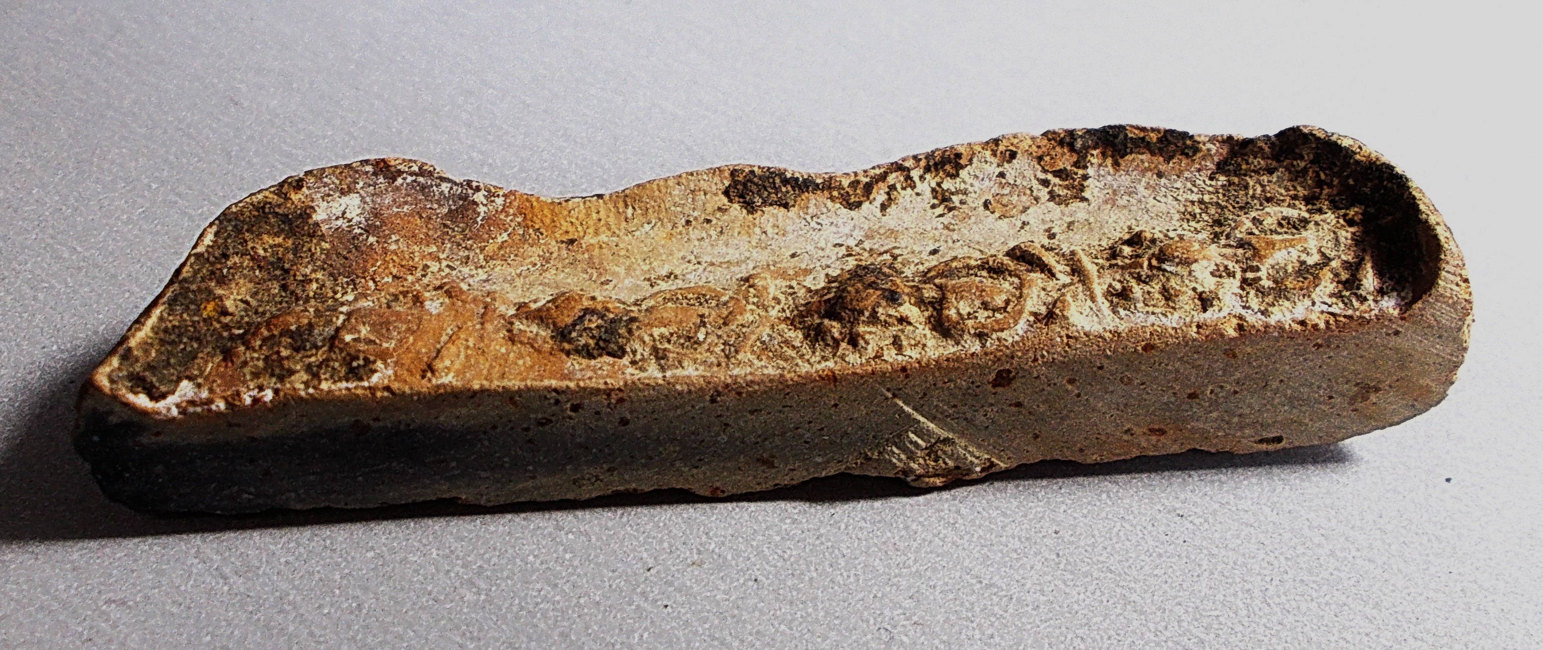 พระแผงตัด กรุพระธาตุนาดูน มหาสารคาม ตัดสี่องค์