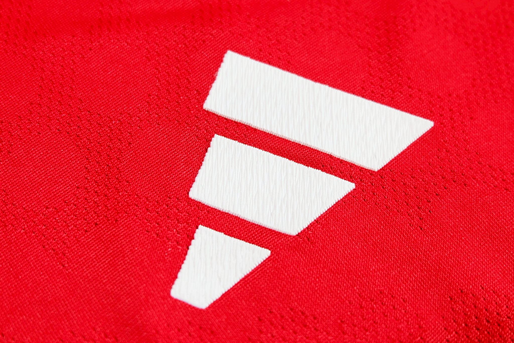 มาใหม่ เสื้อฟุตบอลเเมนยู เหย้า สีเเดง Player Version Manchester United Home Jersey เกรดนักเตะ 2025 พร้อม MBEUMO # 19 อามลีค