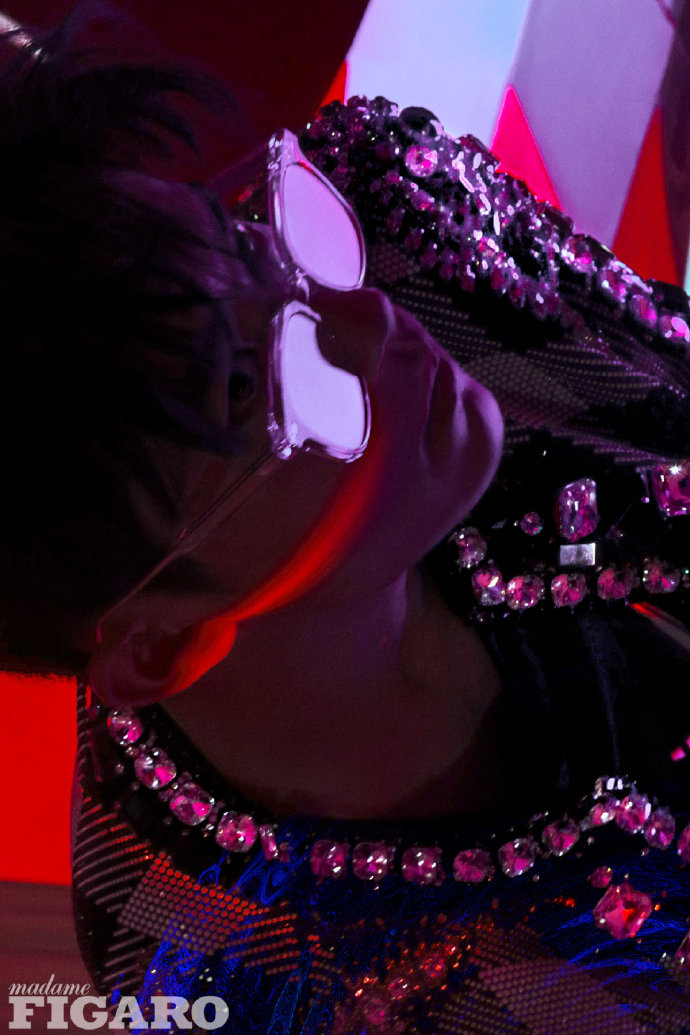 Pre - นิตยสาร Madame Figaro อี้หยางเซียนซี YiYangQianXi แจ็กสันหยี/JacksonYee 2021