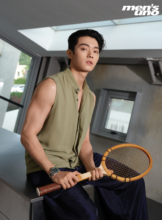 Pre - นิตยสาร Men’s Uno สวีข่าย Xukai 2024+โปสเตอร์พับ