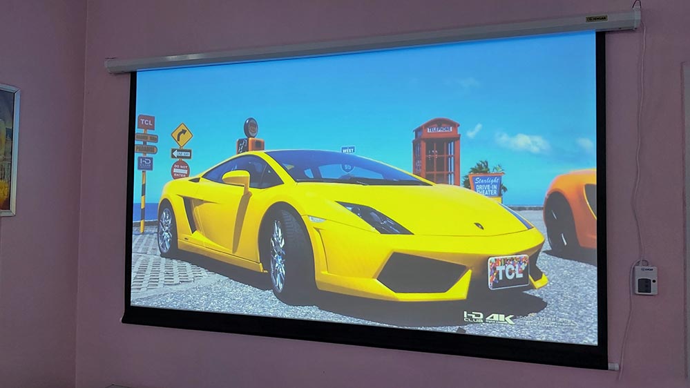 จอโปรเจคเตอร์ไฟฟ้า Gygar Motorized Screen 120 นิ้ว 16:9 พร้อมรีโมท