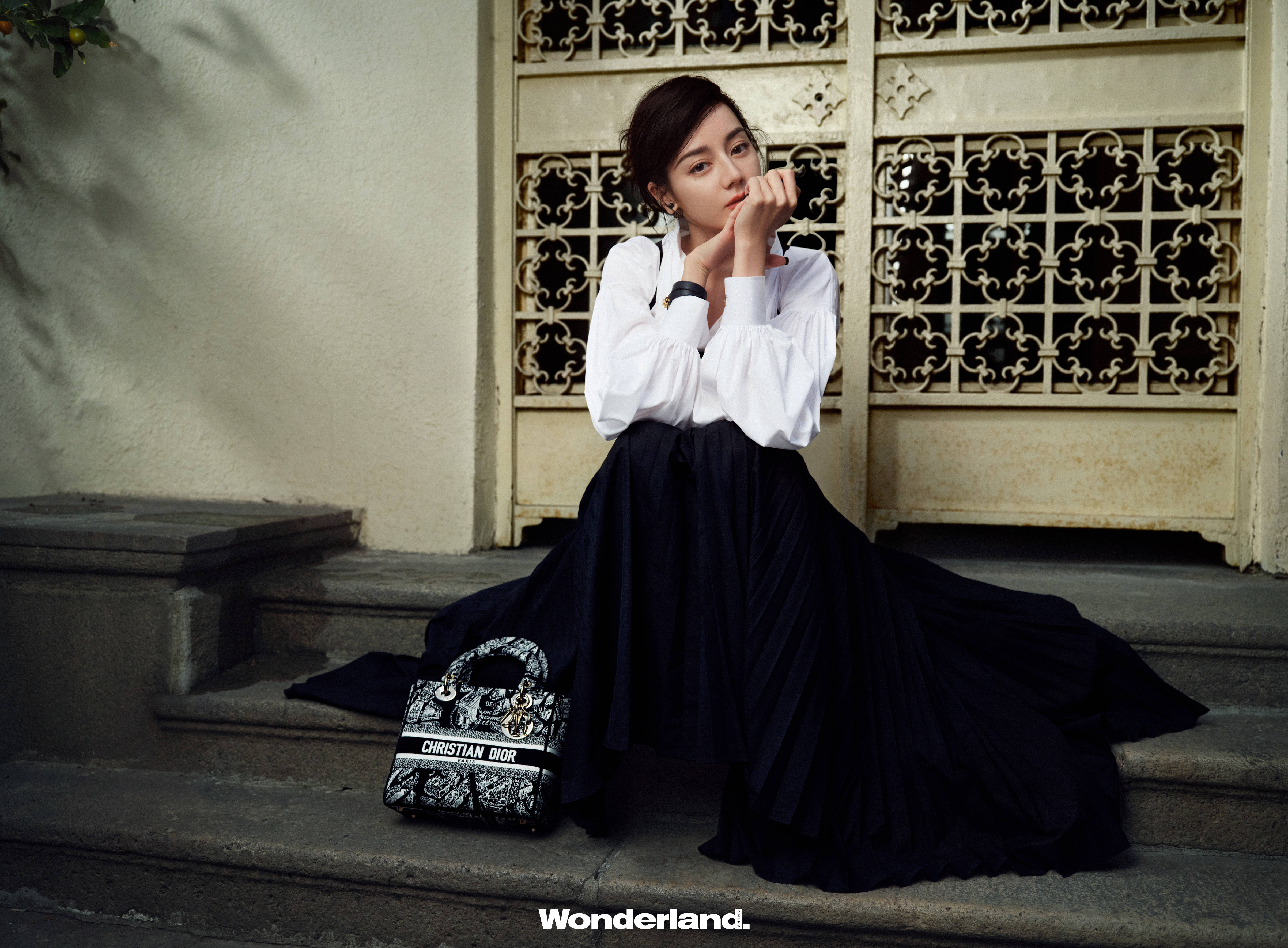 Pre - นิตยสาร Wonderland ตี๋ลี่เร่อปา Dilireba 2023