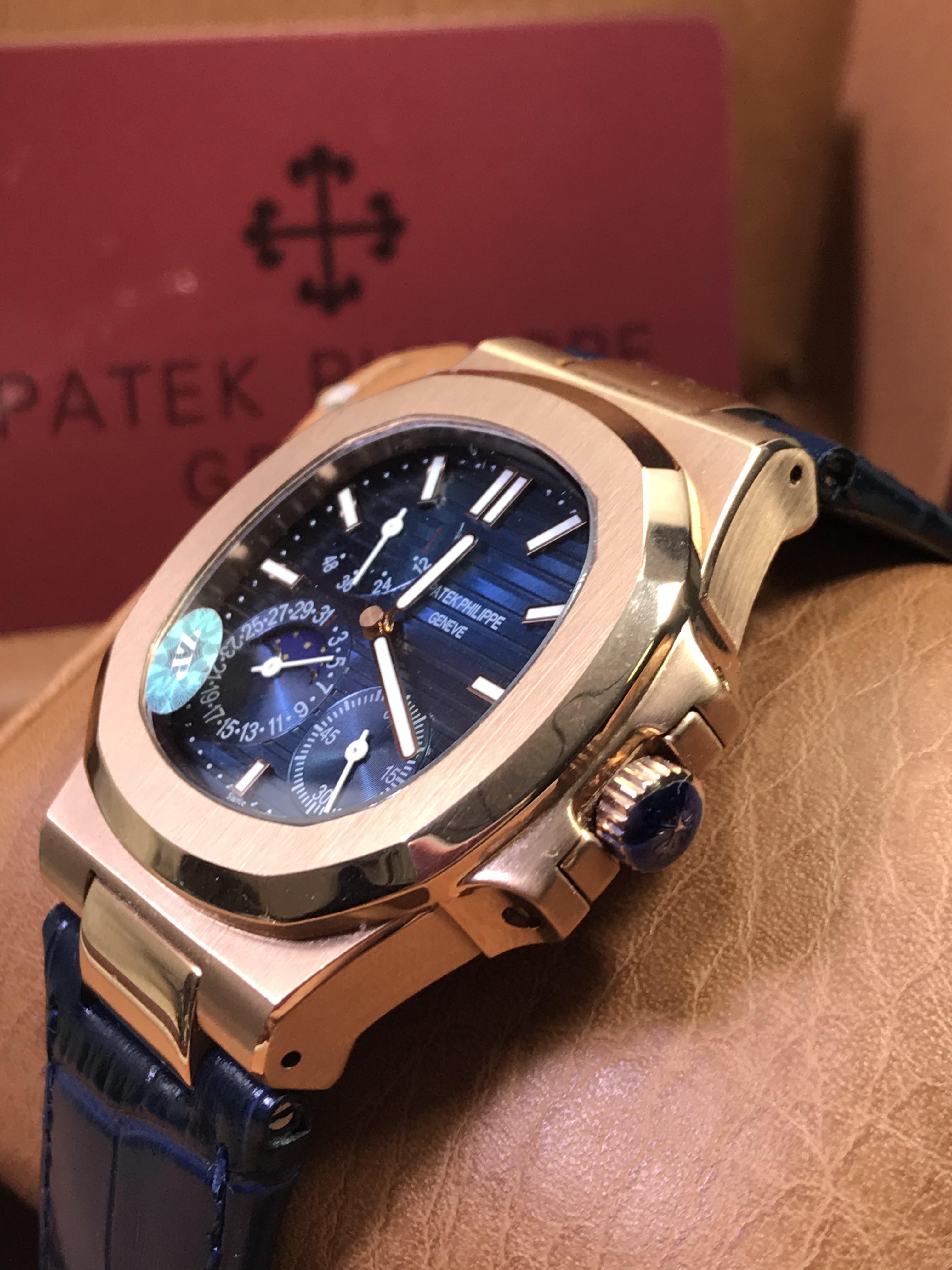 Patek Philippe Nautilus 5712R-001 (5A)