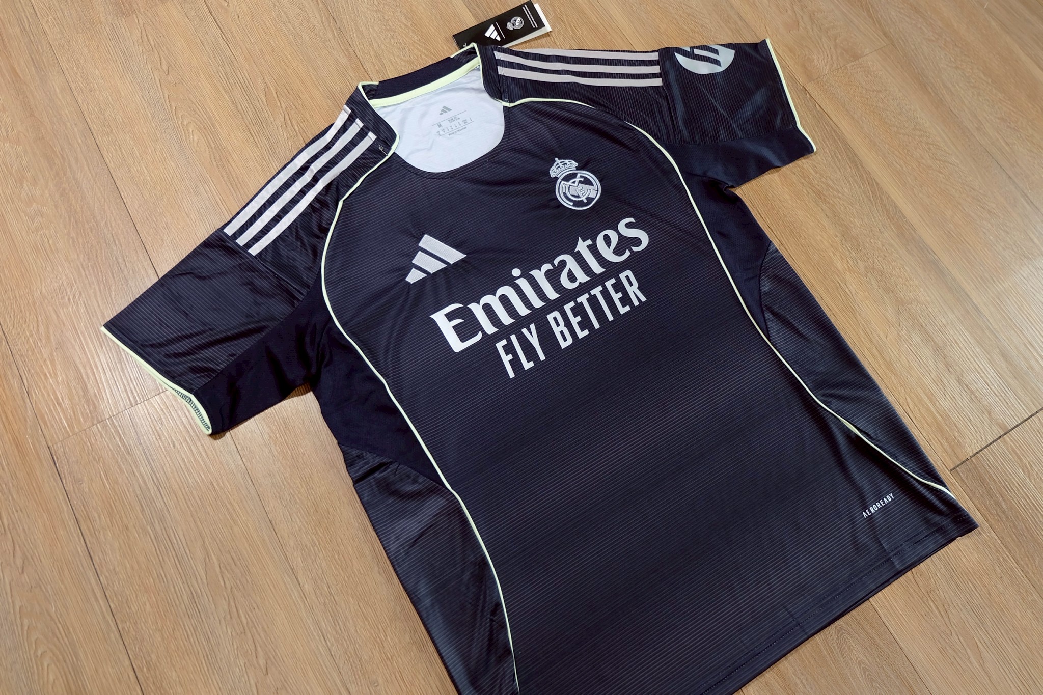 เสื้อฟุตบอล เรอัล มาดริด เยือน สีดำ เกรดแฟนบอล 2025