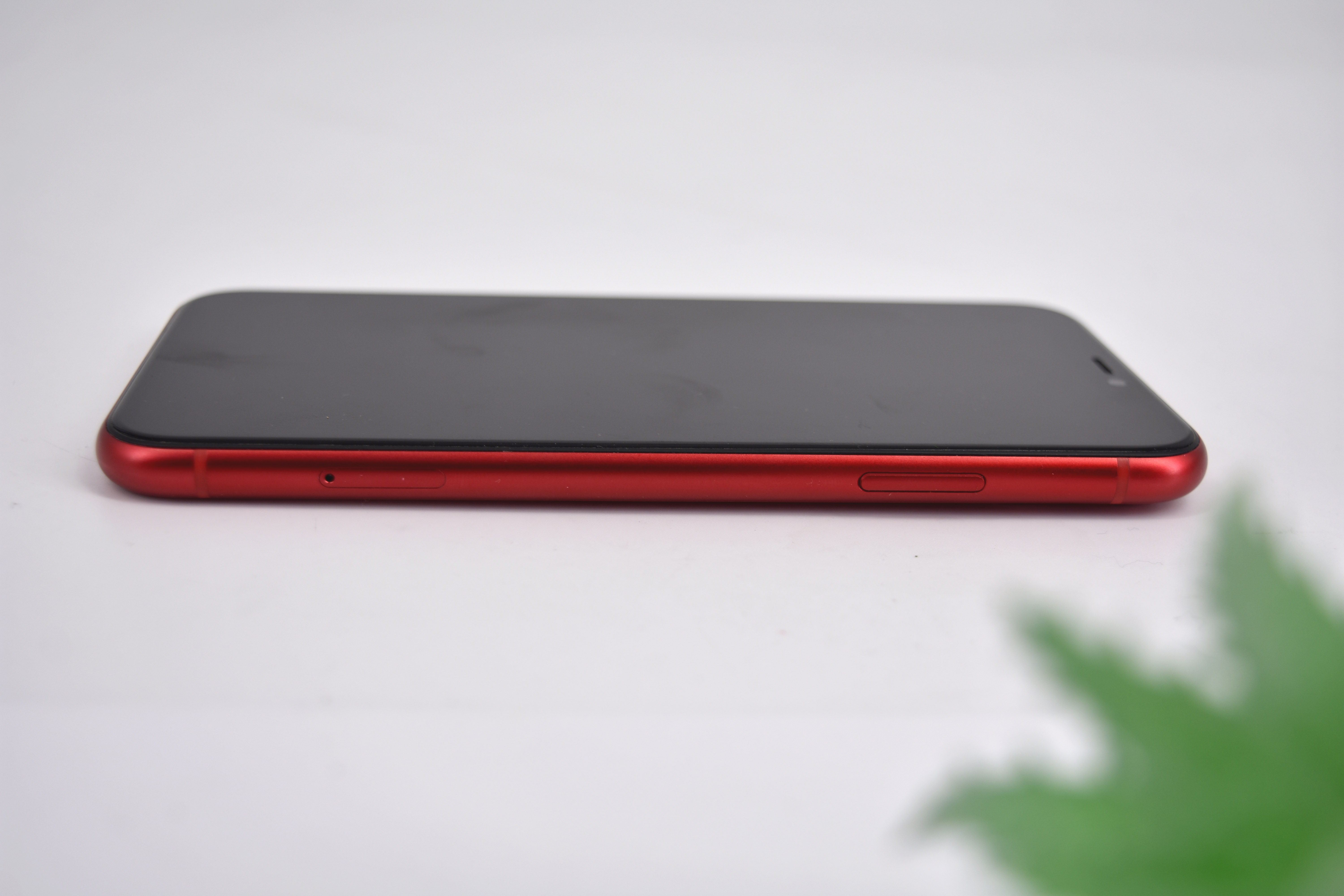 iPhone 11 128GB RED