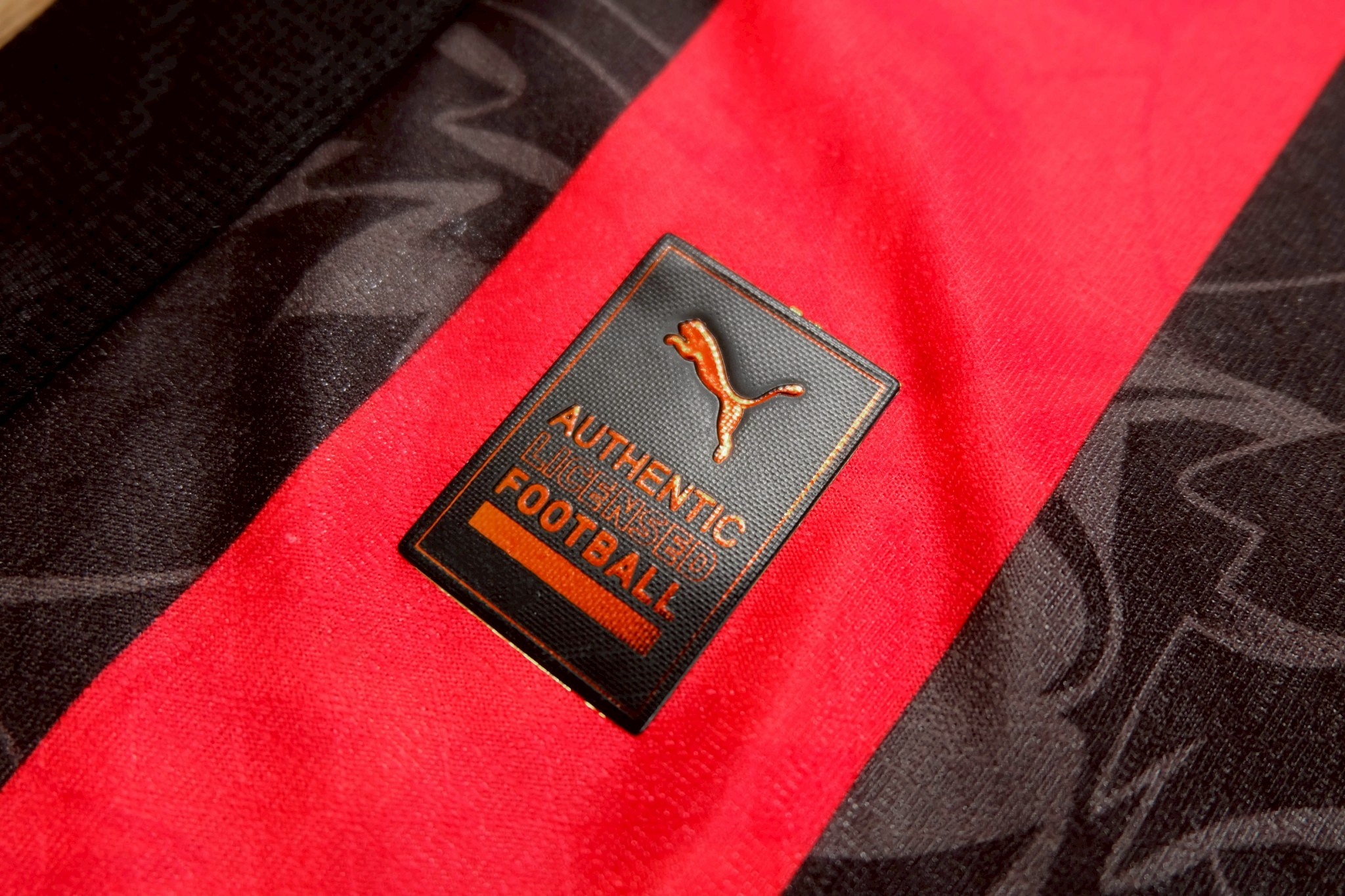 2025-26 เสื้อฟุตบอลเอซี มิลาน สีดำเเดง สำหรับผู้ชาย Player Edition เกรดนักเตะ Size S-2XL