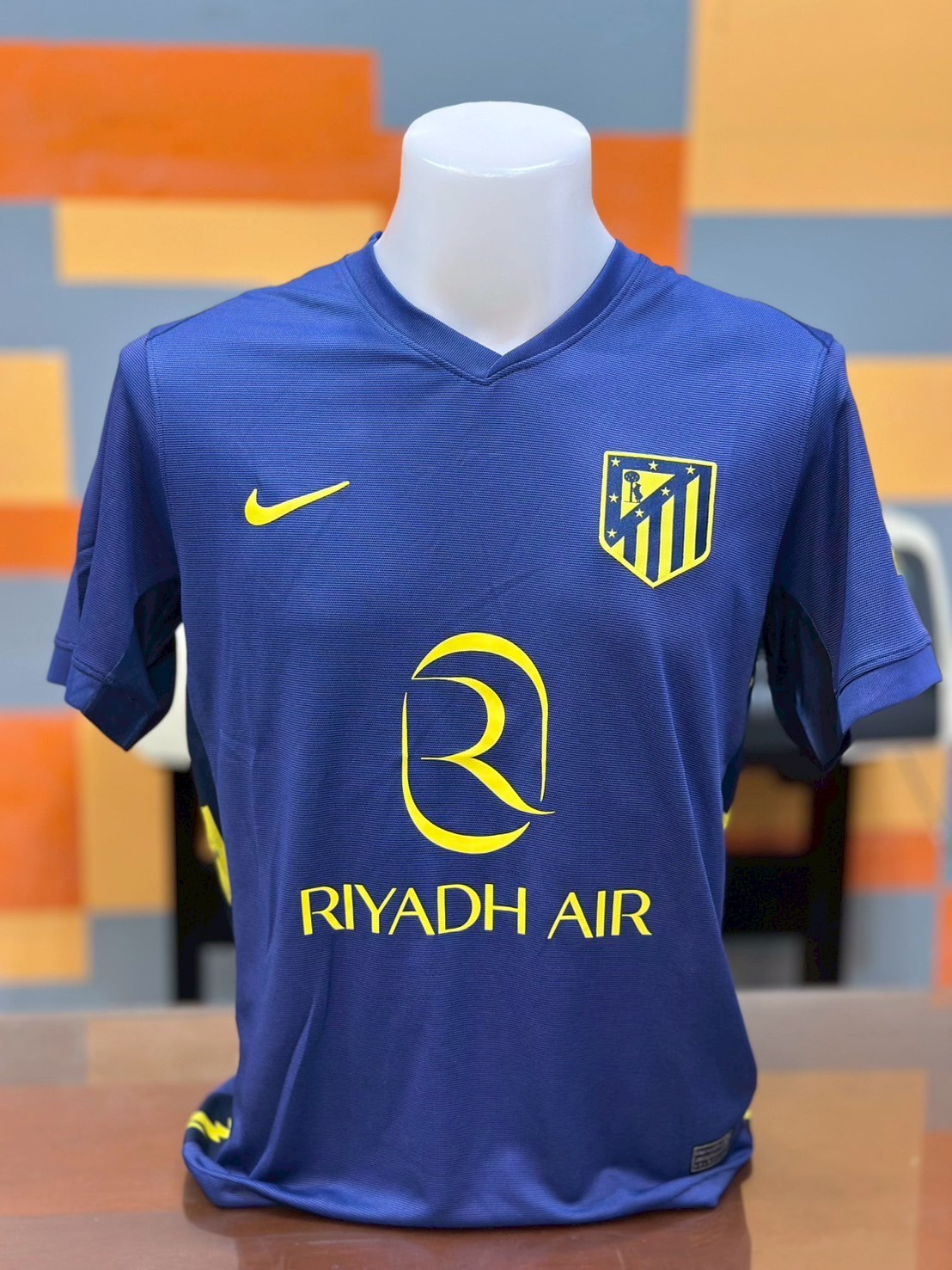 เสื้อฟุตบอลเเอตเลติโก้ มาดริด เยือน สีกรม Fans Edition เกรดแฟนบอล 2025