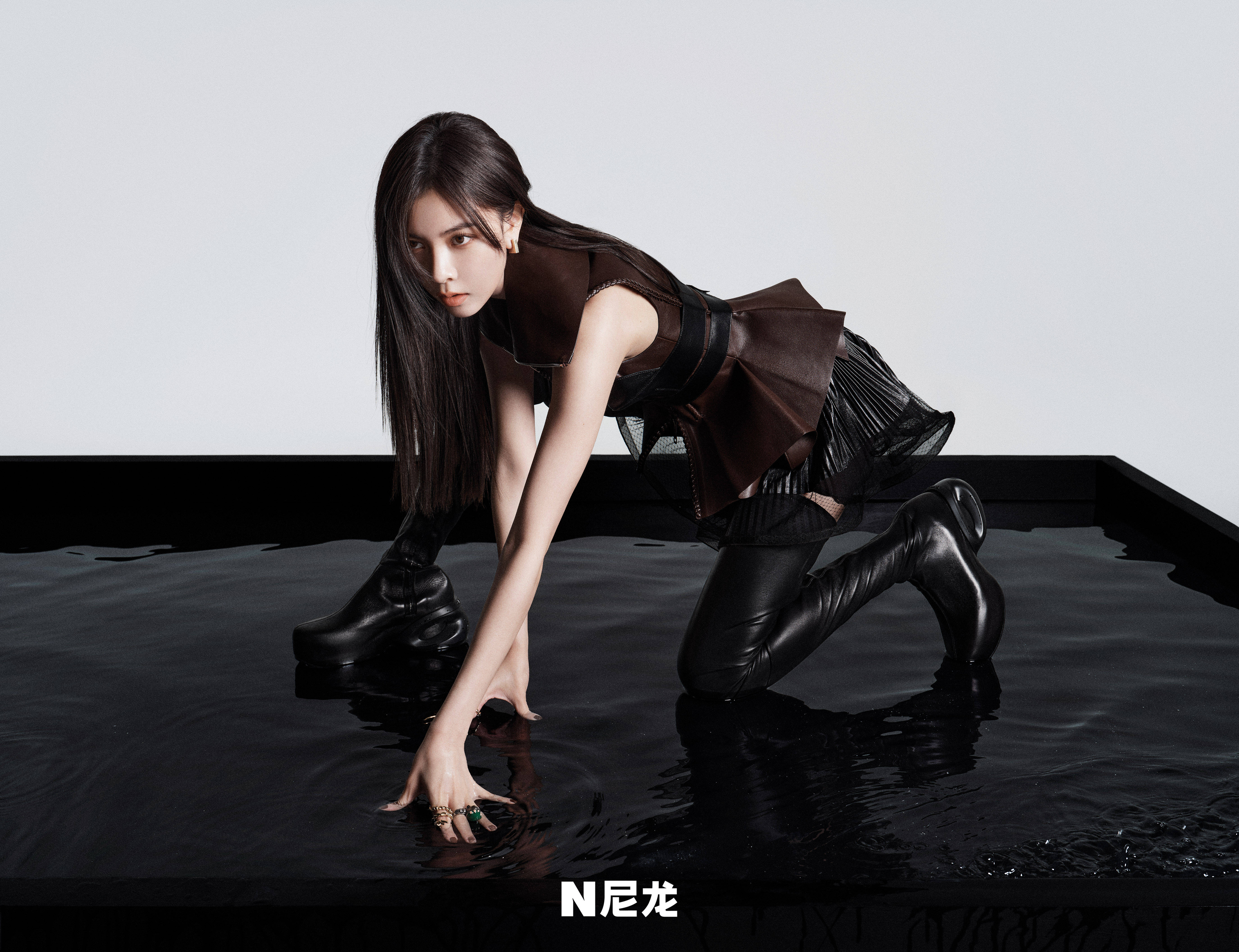 Pre - นิตยสาร OK ซ่งเหยียนเฟย Songyanfei 2022/Nylon China