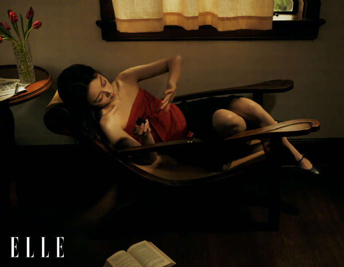 Pre - นิตยสาร ELLE จ้าวจินม่าย ZhaoJinmai 2/2025