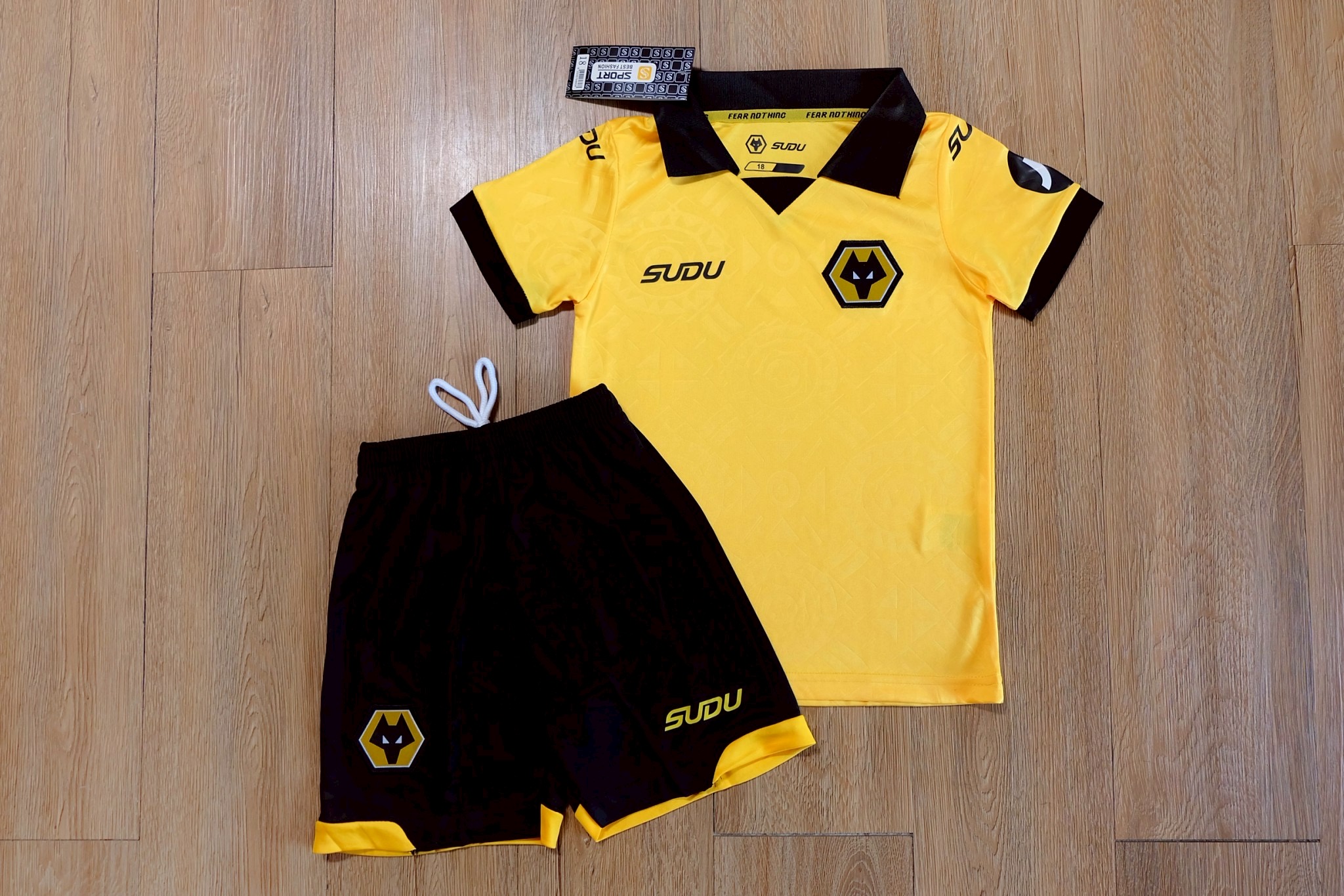 ชุดฟุตบอลเด็ก – ทีมวัตฟอร์ต สีเหลือง Fans Edition เกรดเเฟนบอล 2025