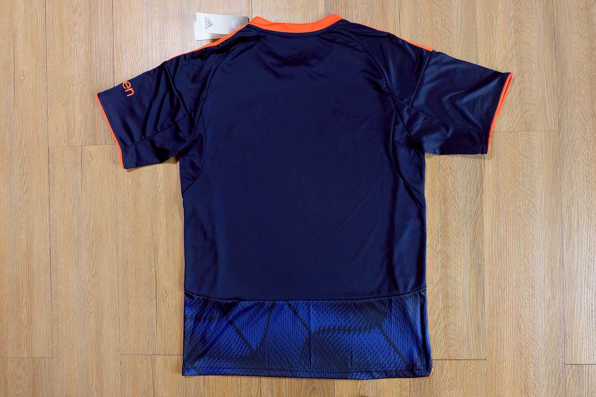 2025-26 มาใหม่เสื้อฟุตบอลฟอร์เรส สำหรับผู้ชาย Fans Edition เกรดแฟนบอล SIZE S-2XL