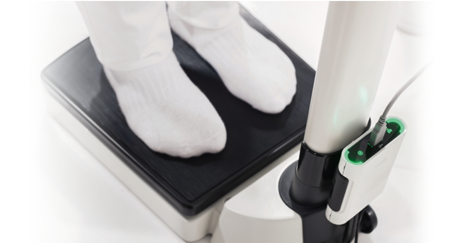 เครื่องชั่งน้ำหนักและวัดส่วนสูง Seca 700