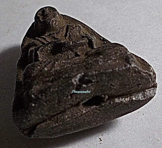 รูปเหมือนสมเด็จโต เนื้อดำหลังแร่ศักดิ์สิทธิ์ วัดประสาท ปี 2506