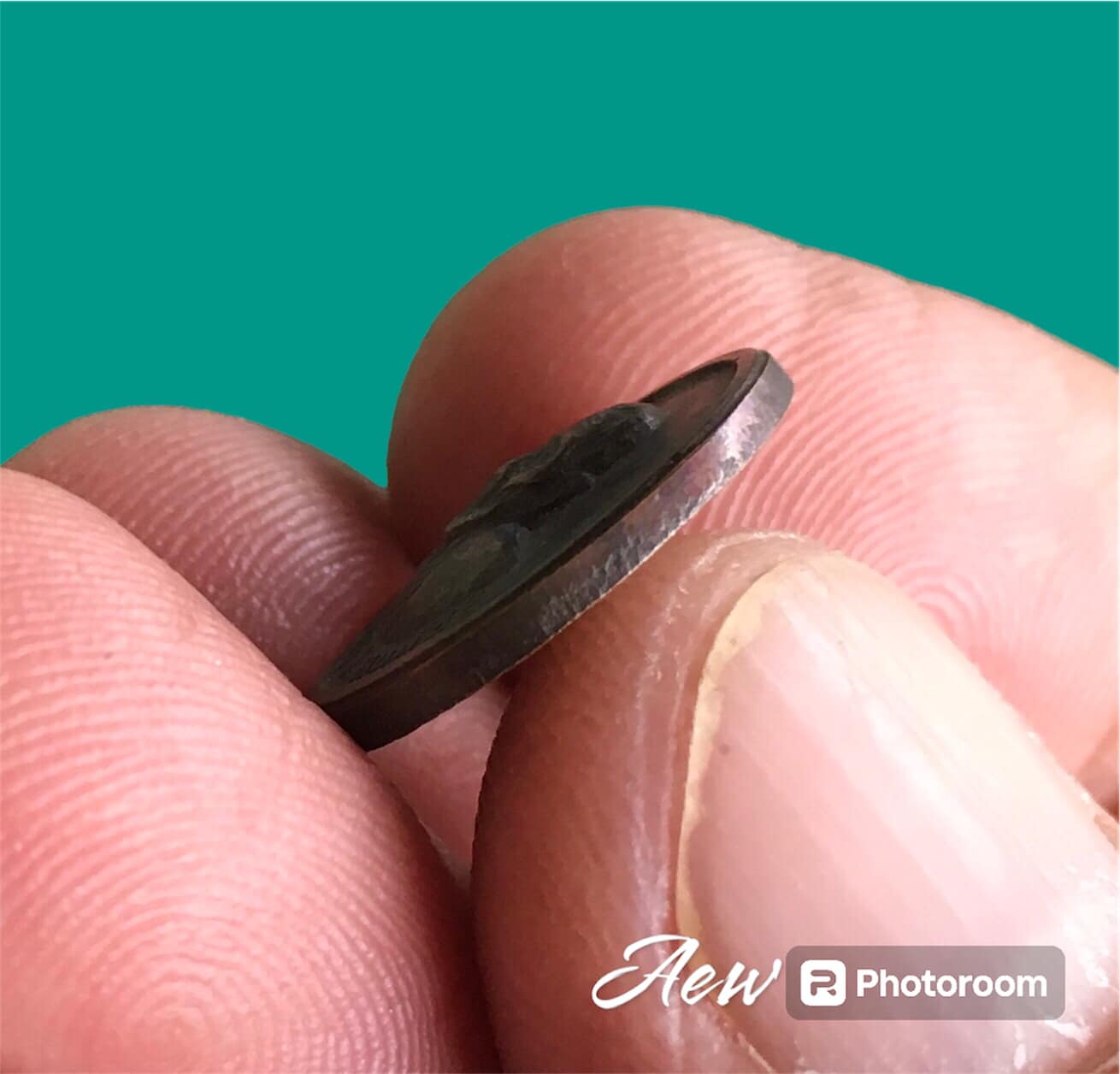 เหรียญขวัญถุง มั่งมีศรีสุข หลวงปู่สี ฉันทสิริ วัดเขาถ้ำบุญนาค จ.นครสวรรค์ ปี 2519 เป็นเหรียญกลมเล็ก