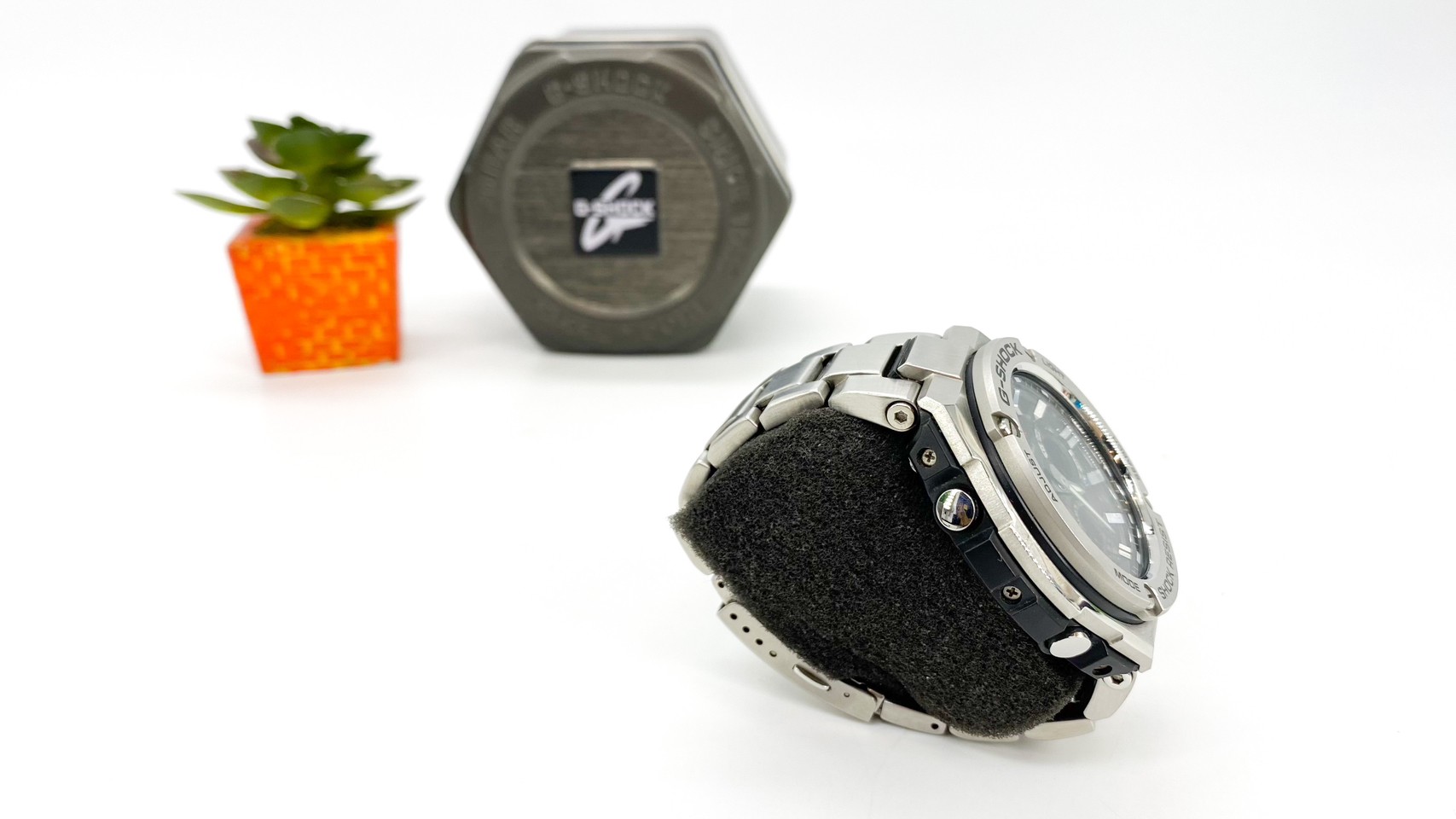 Casio G-SHOCK GST-S110D