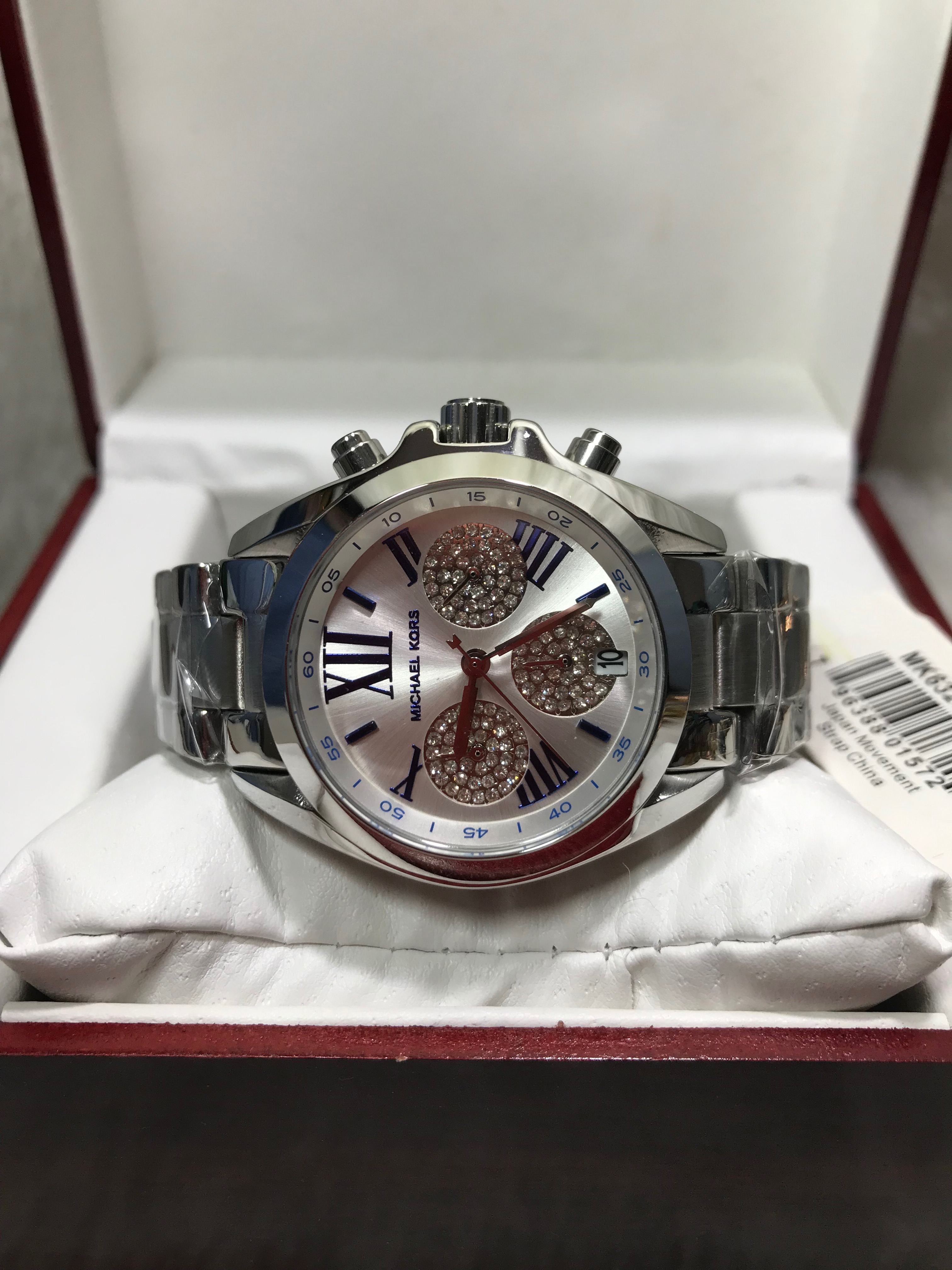 Michael Kors (MK)