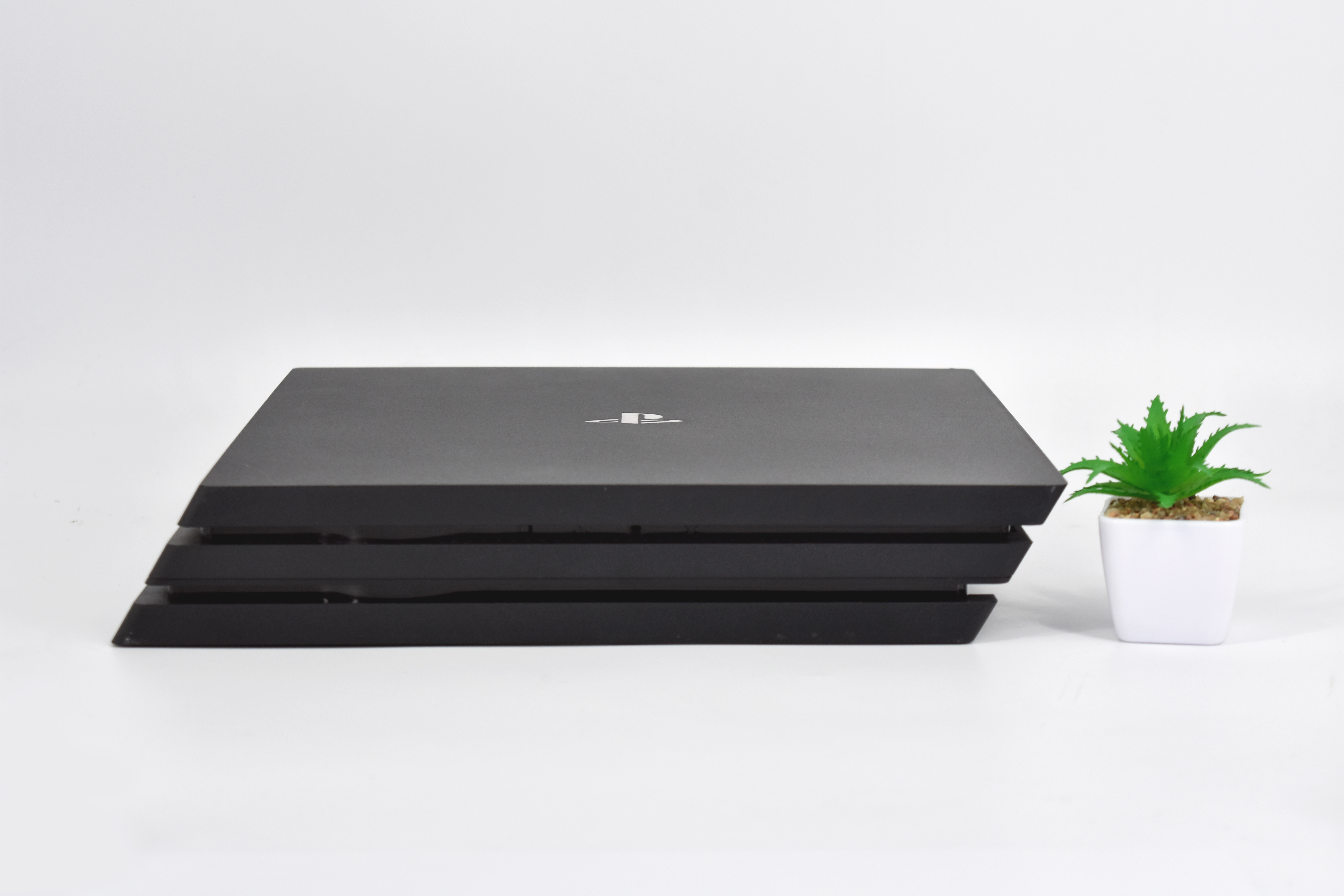 PS4 PRO 1 TB 4K HDR
