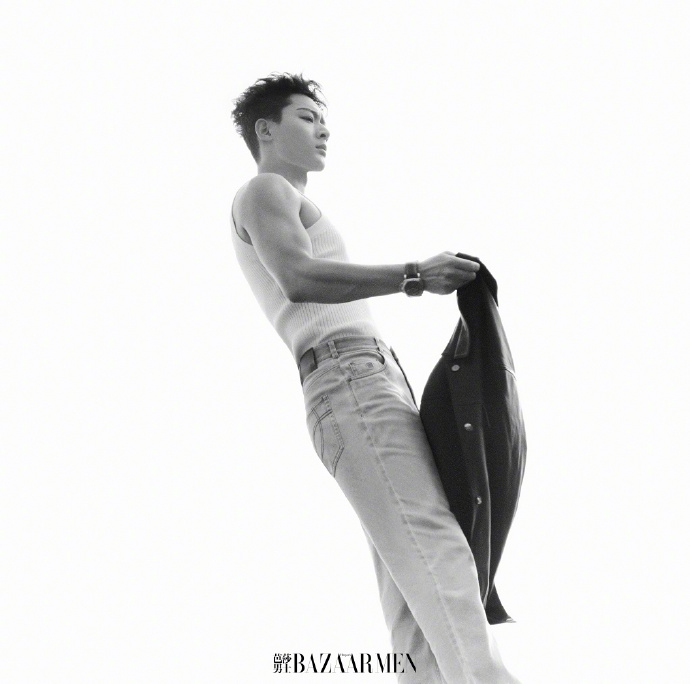 Pre - นิตยสาร Harper's Bazaar Men จางหว่านอี้ zhangwanyi 张晚意 2025+ การ์ด