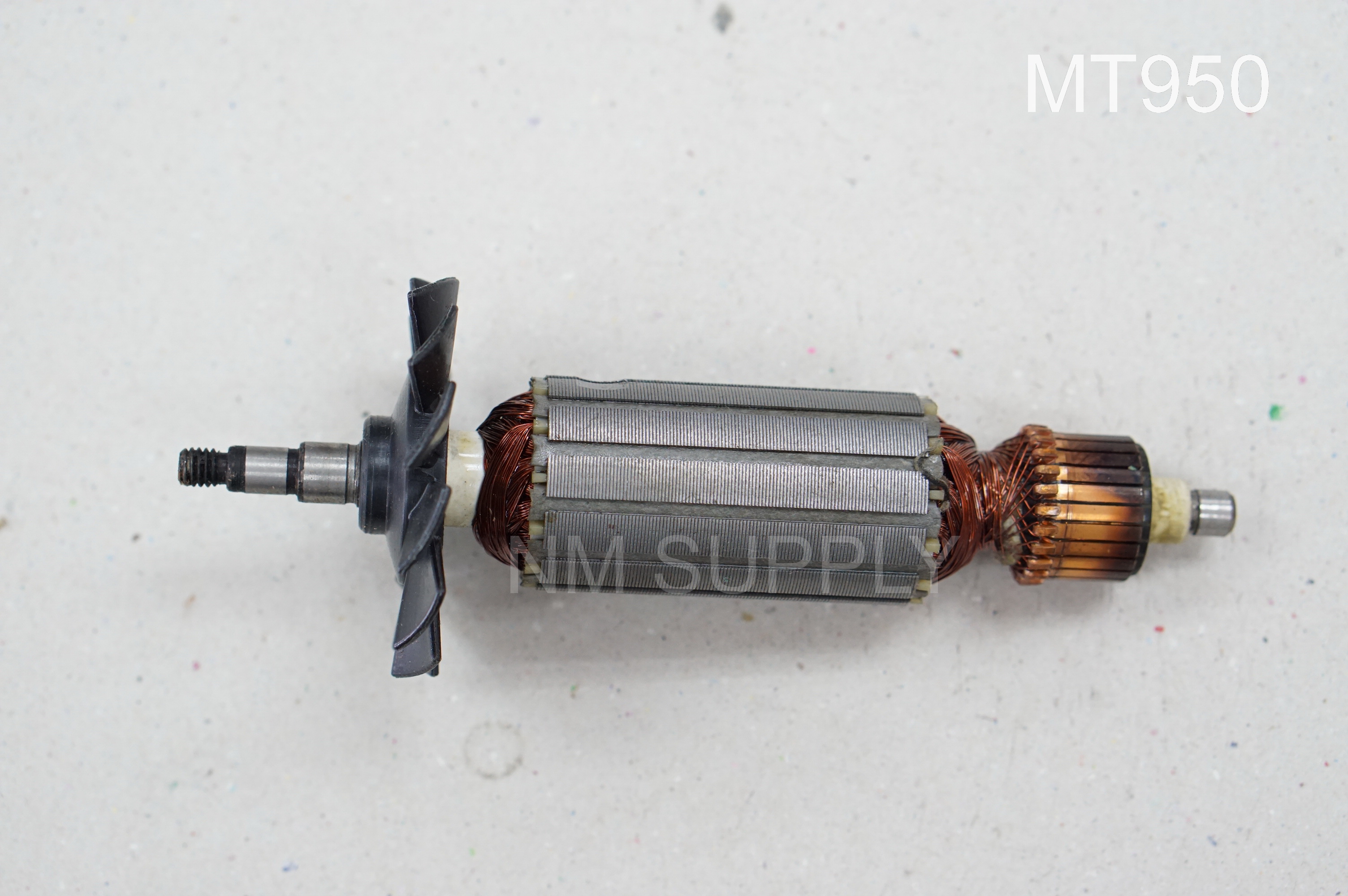 ทุ่นหินเจียร์ MT950