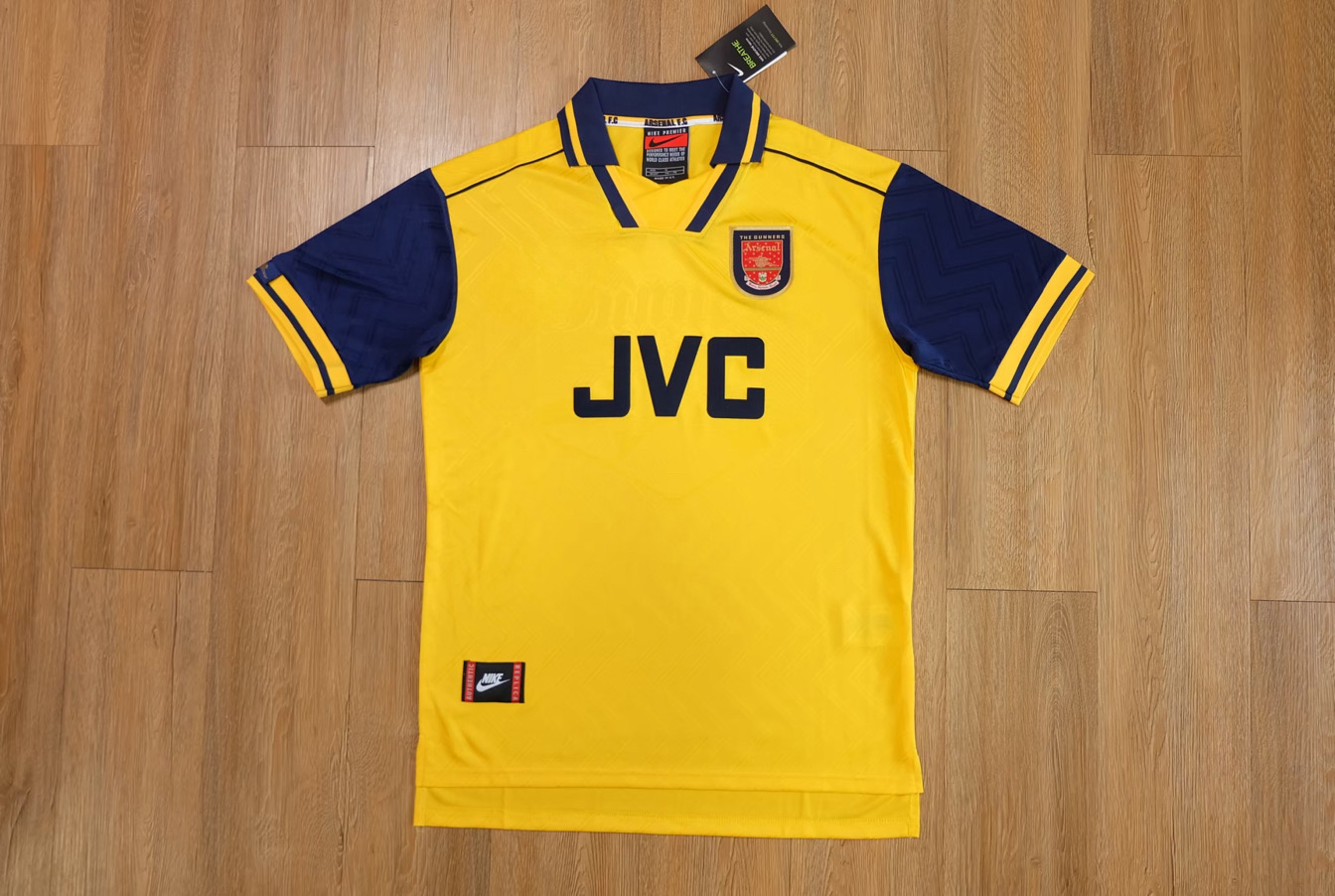 Arsenal Vintage Jersey เสื้ออาร์เซนอลย้อนยุค เสื้ออาร์เซนอลย้อนยุค