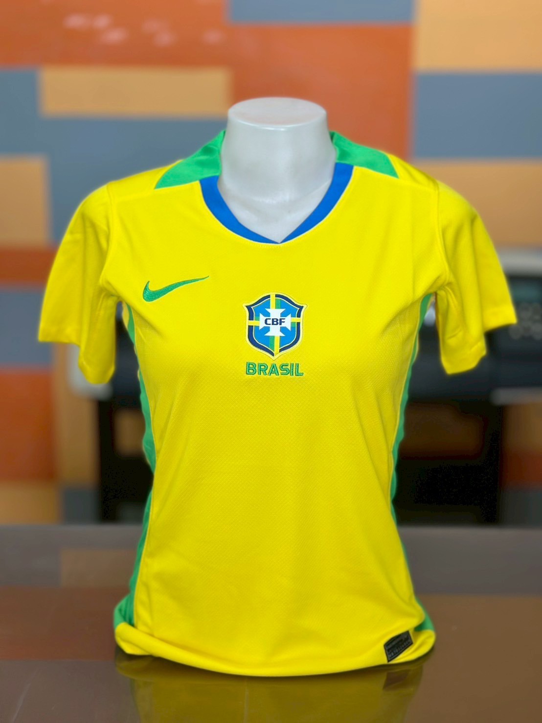 เสื้อฟุตบอลผู้หญิง บราซิล เหย้า สีเหลือง Fans Edition เกรดฟุตบอล 2025