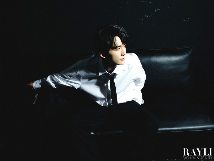 Pre - นิตยสาร 瑞丽服饰美容 Ruili/ Rayli จางซินเฉิง zhangxincheng 2024