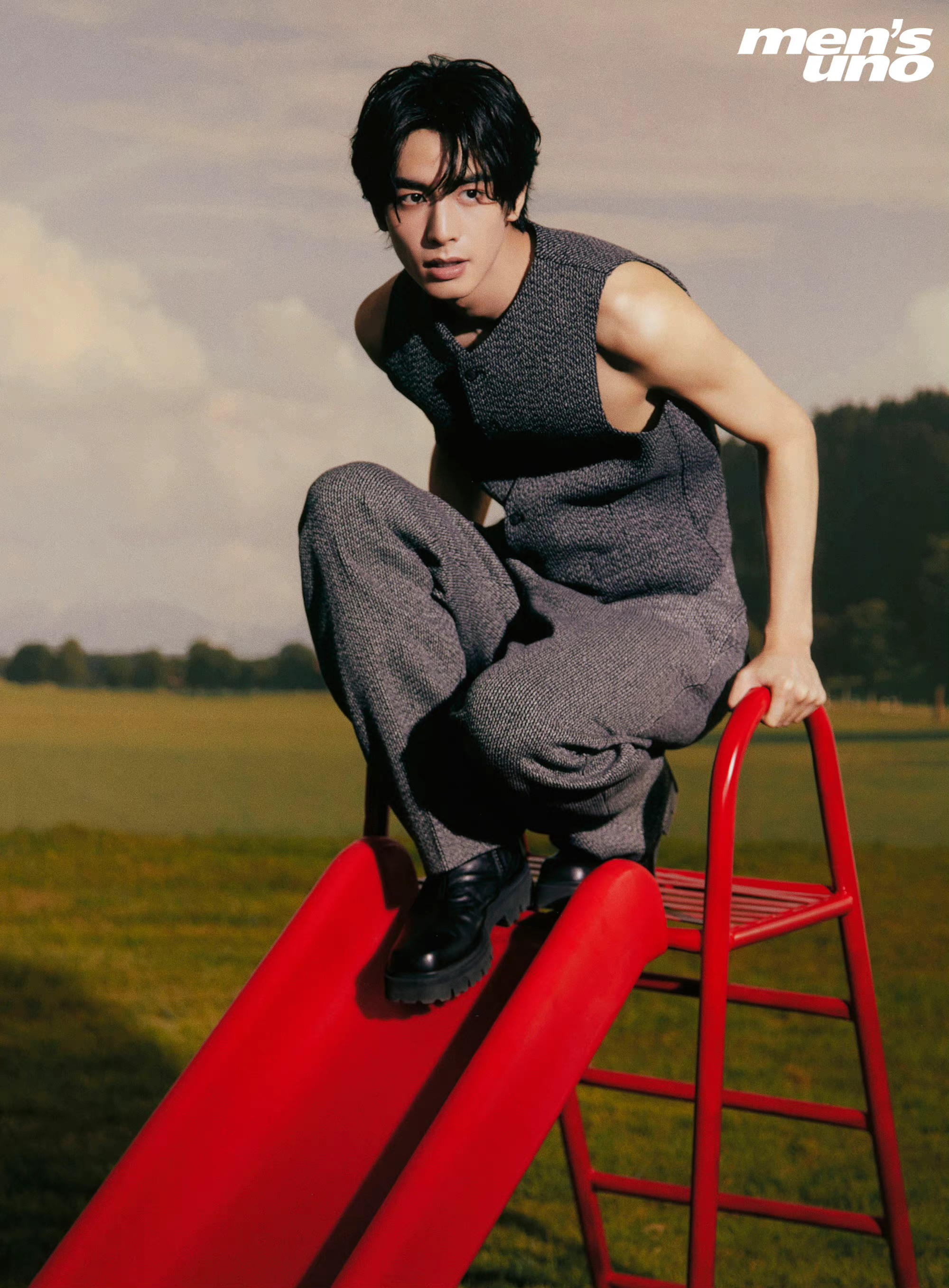 Pre - นิตยสาร men's uno ซ่งเวยหลง SongWeilong 2022/2021