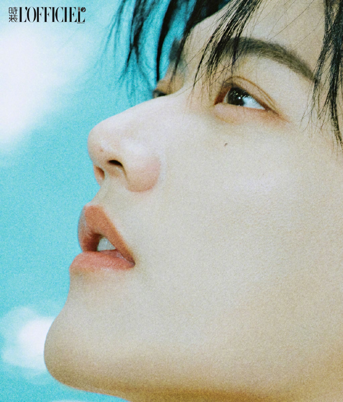 Pre - นิตยสาร L’Officiel China โจวเคออวี่ Zhoukeyu DanielZhou 2025+การ์ด