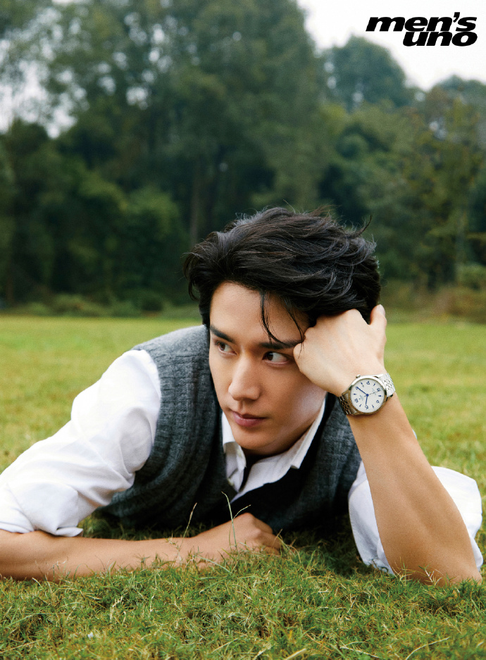 Pre - นิตยสาร Men’s Uno จางซินเฉิง ZhangXincheng - December 2023 +โปสเตอร์พับ