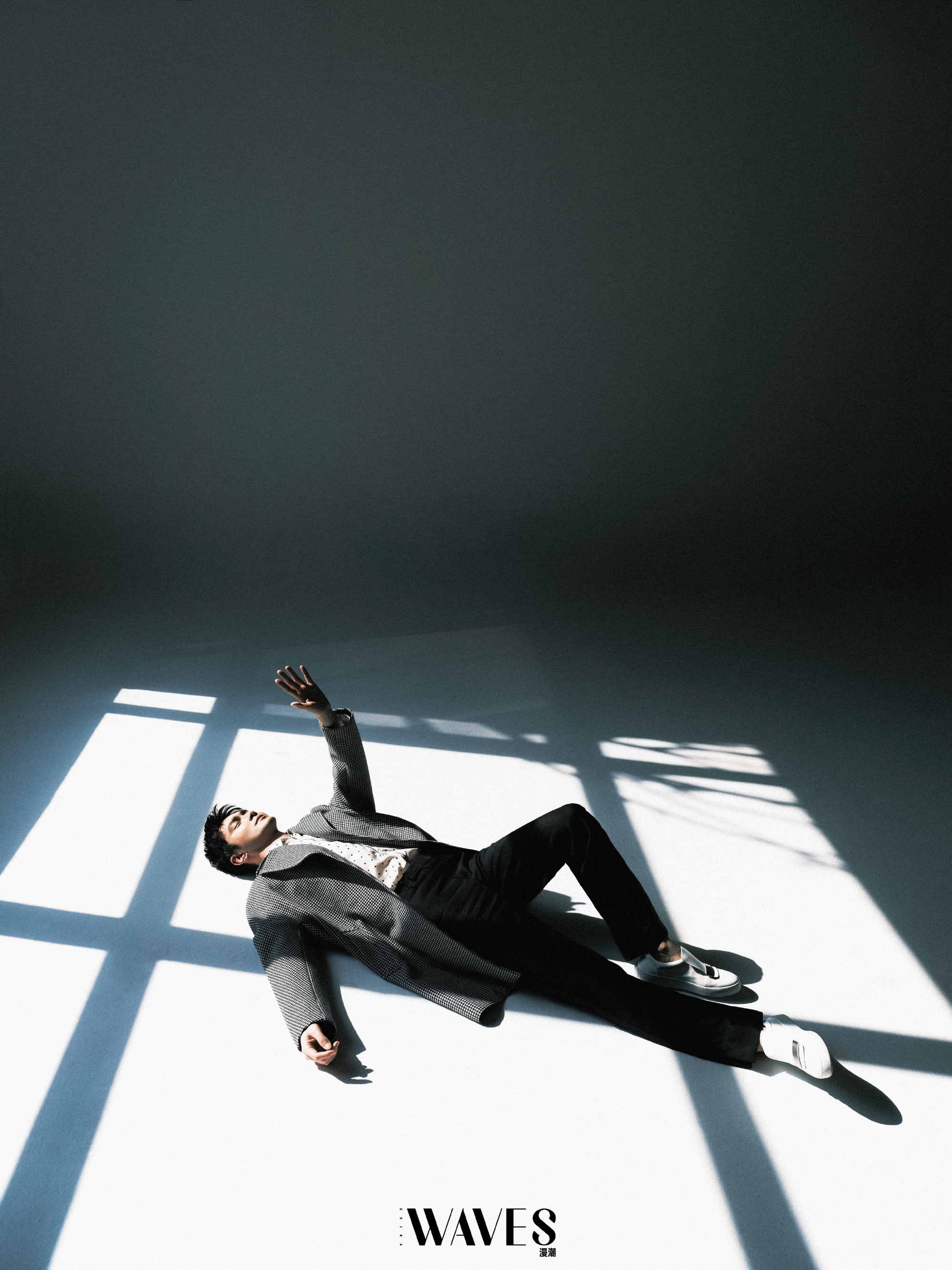 Pre - นิตยสาร WAVES เกาเหว่ยกวง GaoWeiGuang 2022