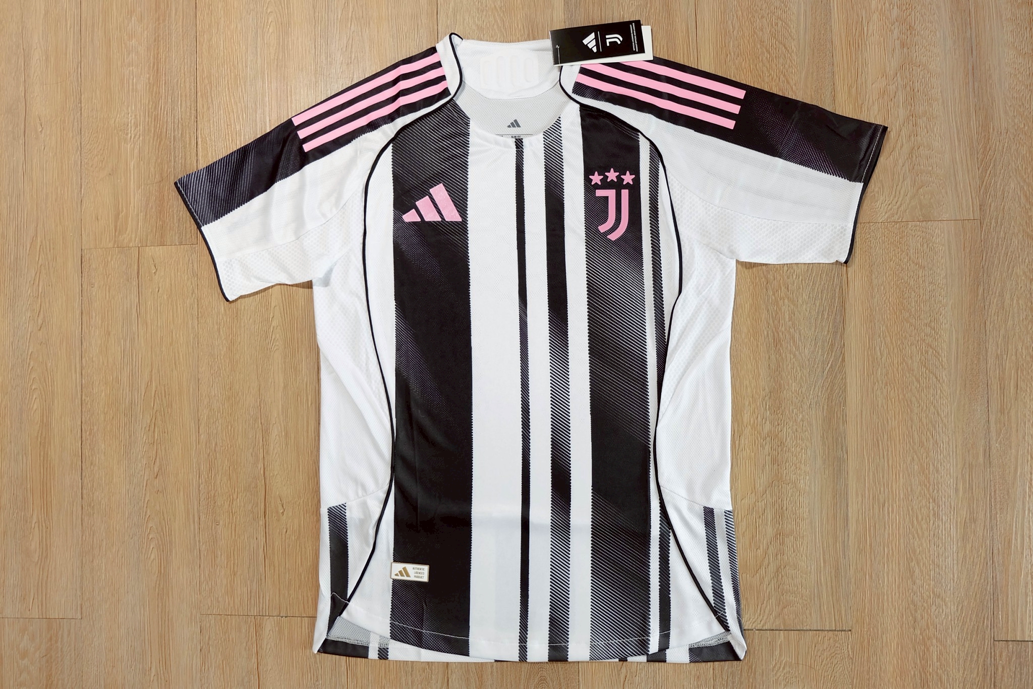 เสื้อฟุตบอล ยูเวนตุส เหย้า สีน้ำเงิน Player Edition เกรดนักเตะ 2026