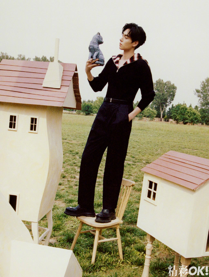 Pre - นิตยสาร OK หูอี้เทียน HuYitian 2024+ การ์ด 6