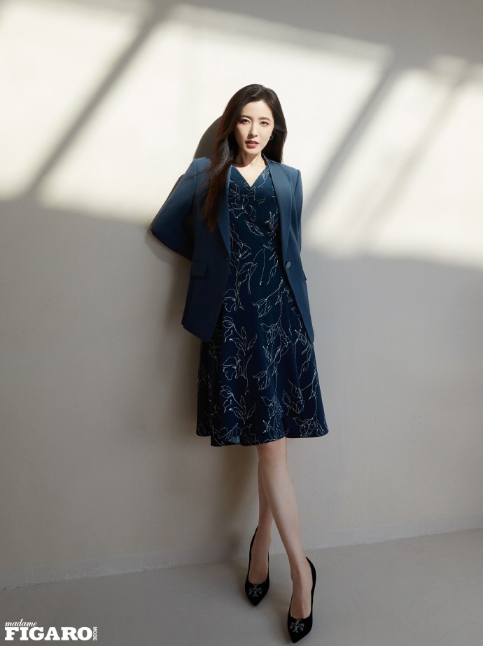 Pre - นิตยสาร Madame Figaro Mode 2023 หน้าภายใน zengli เจิงหลี 3P/Lomo รูป 2*3"